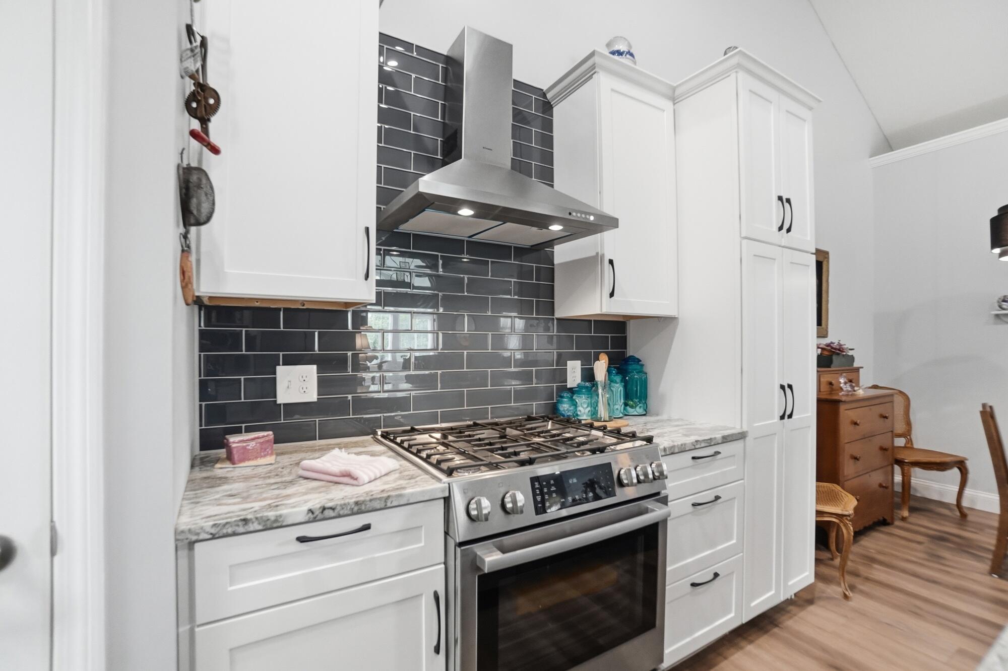 2869 Riverwalk Boulevard Property Photo 17