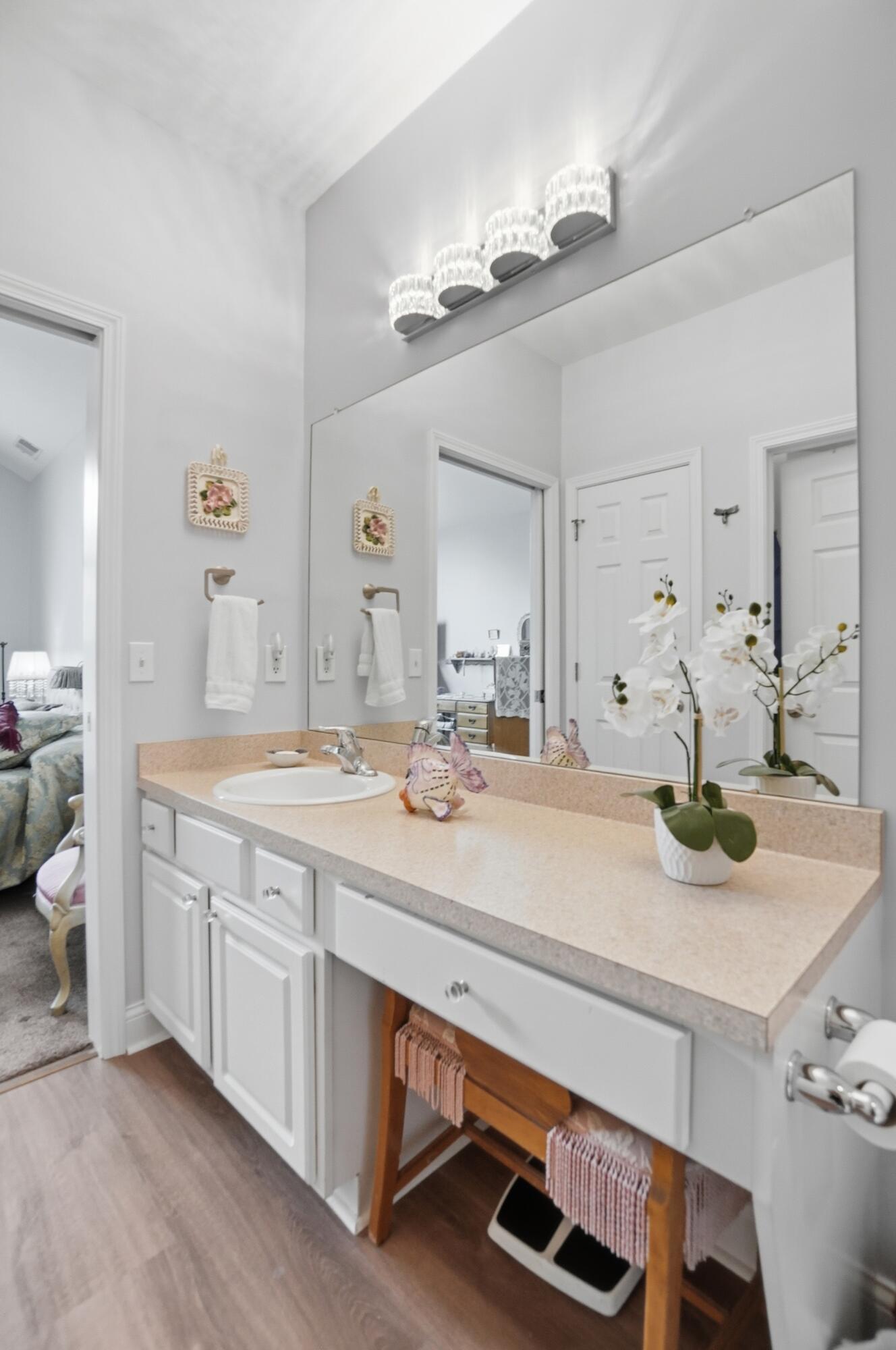 2869 Riverwalk Boulevard Property Photo 29