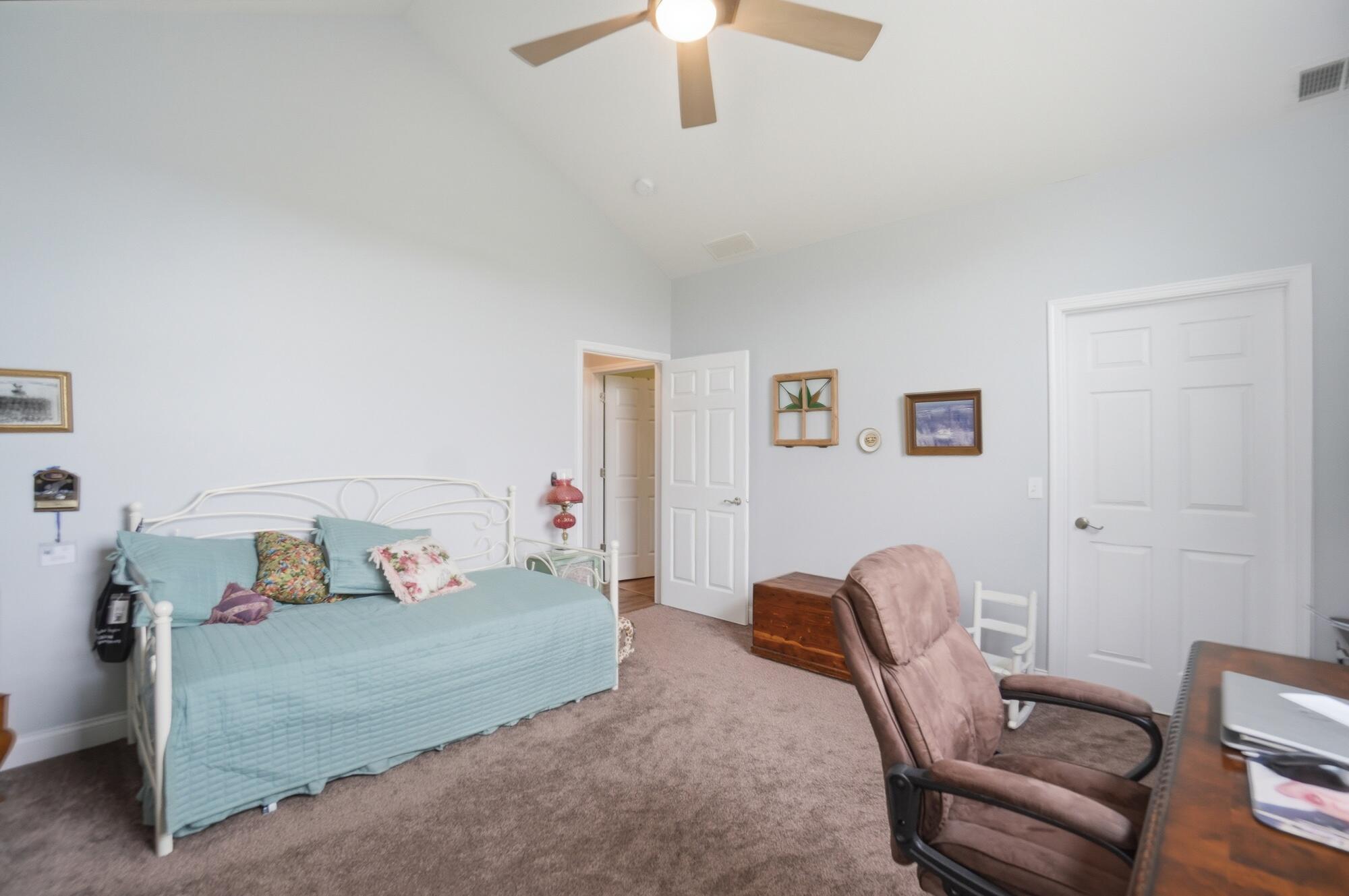 2869 Riverwalk Boulevard Property Photo 32