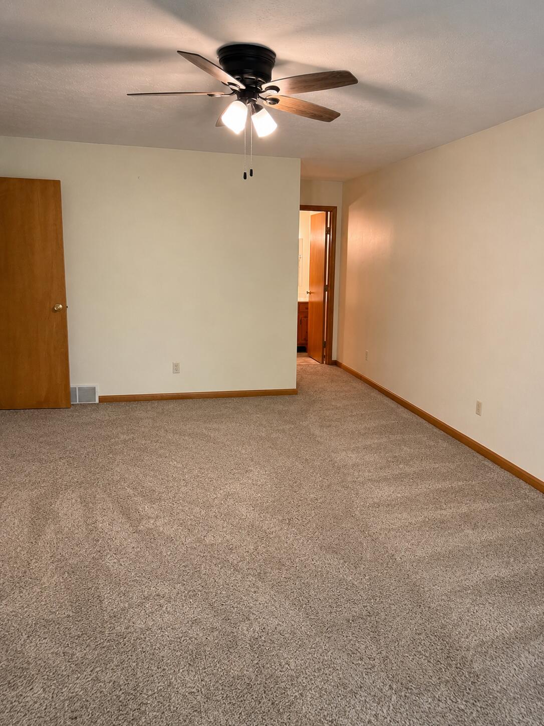 605 Plum Ridge Trail Property Photo 6
