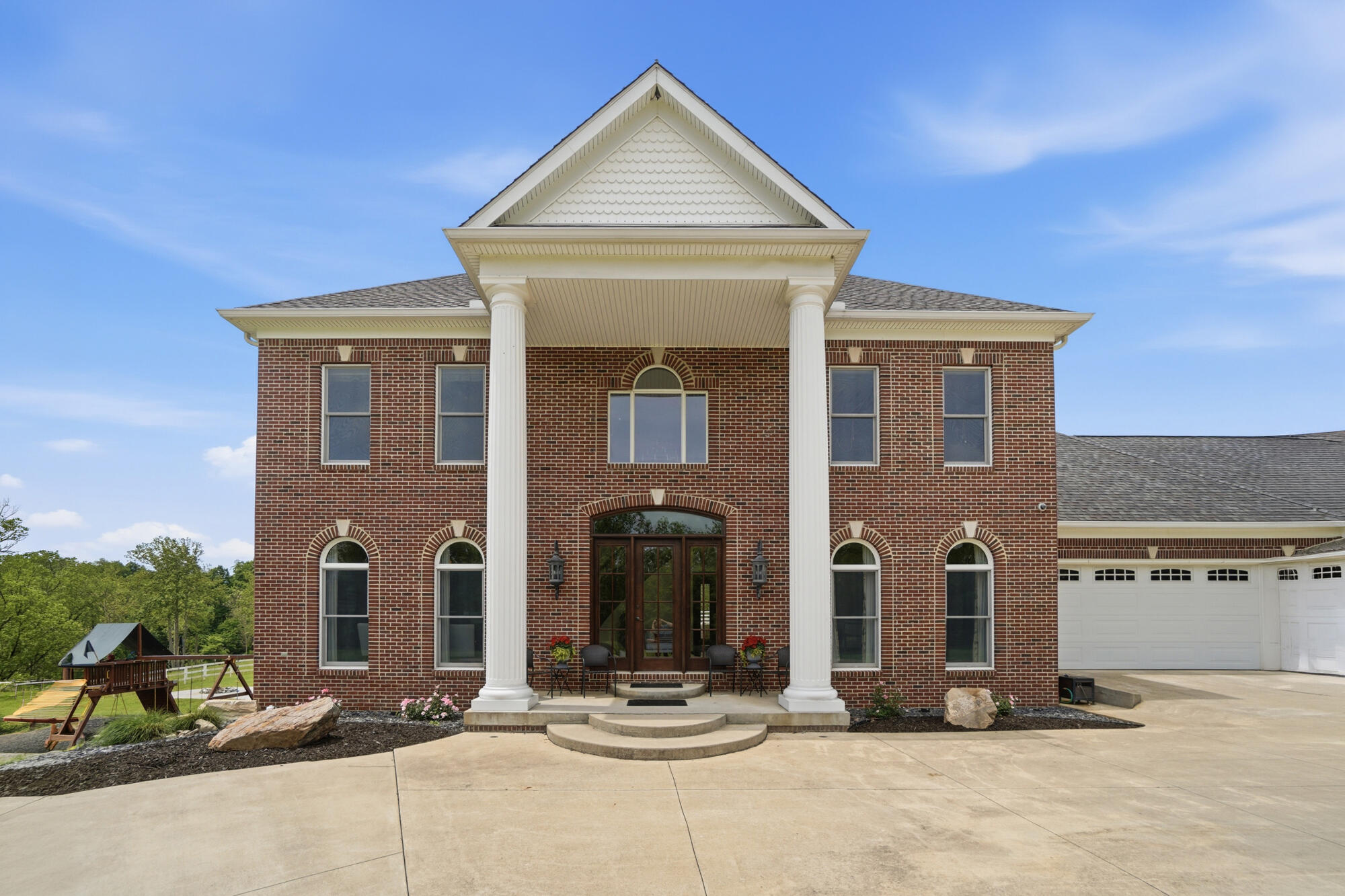 4681 Upper Valley Pike Property Photo 6