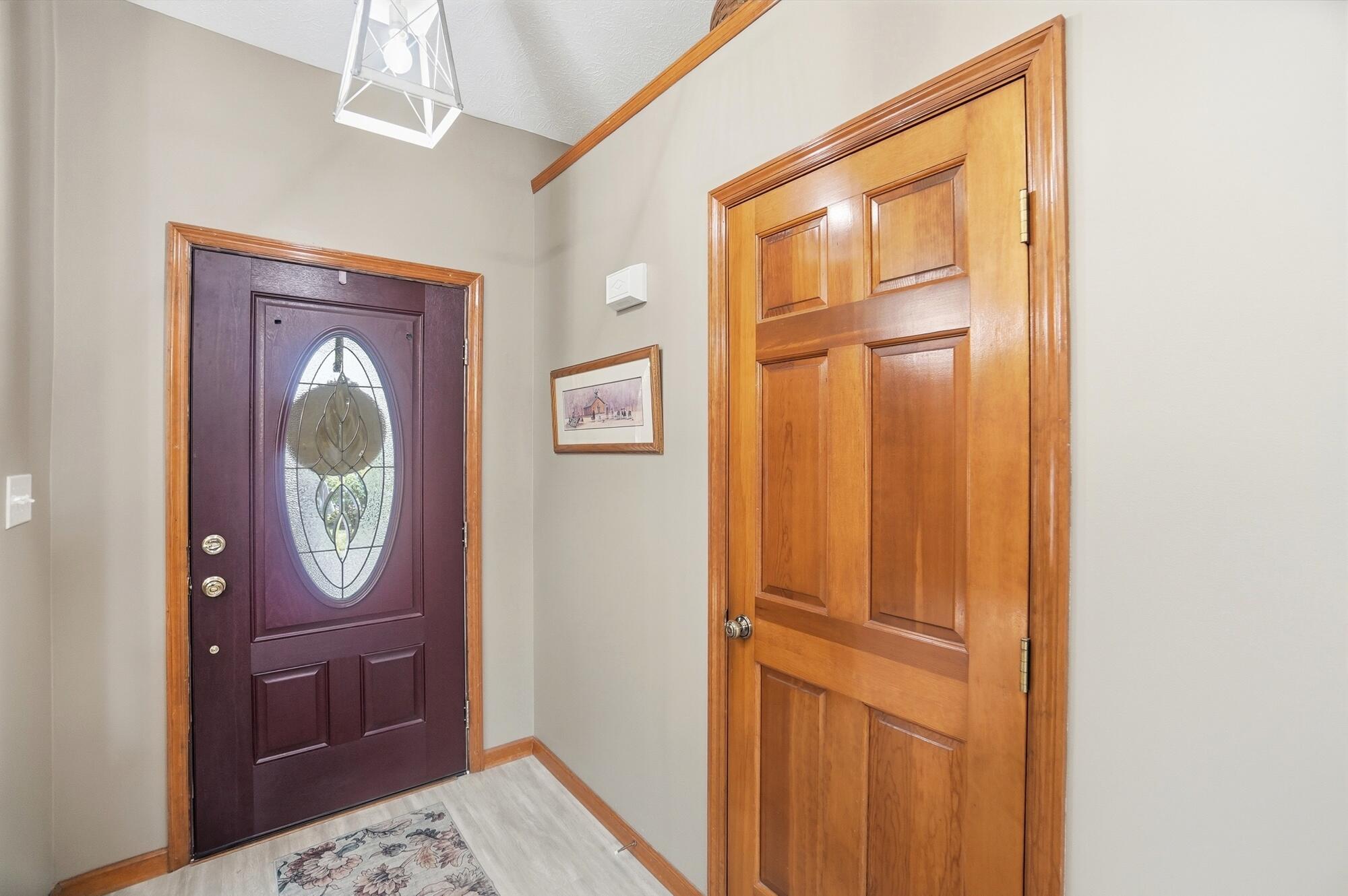 1912 Wedgewood Circle Property Photo 6