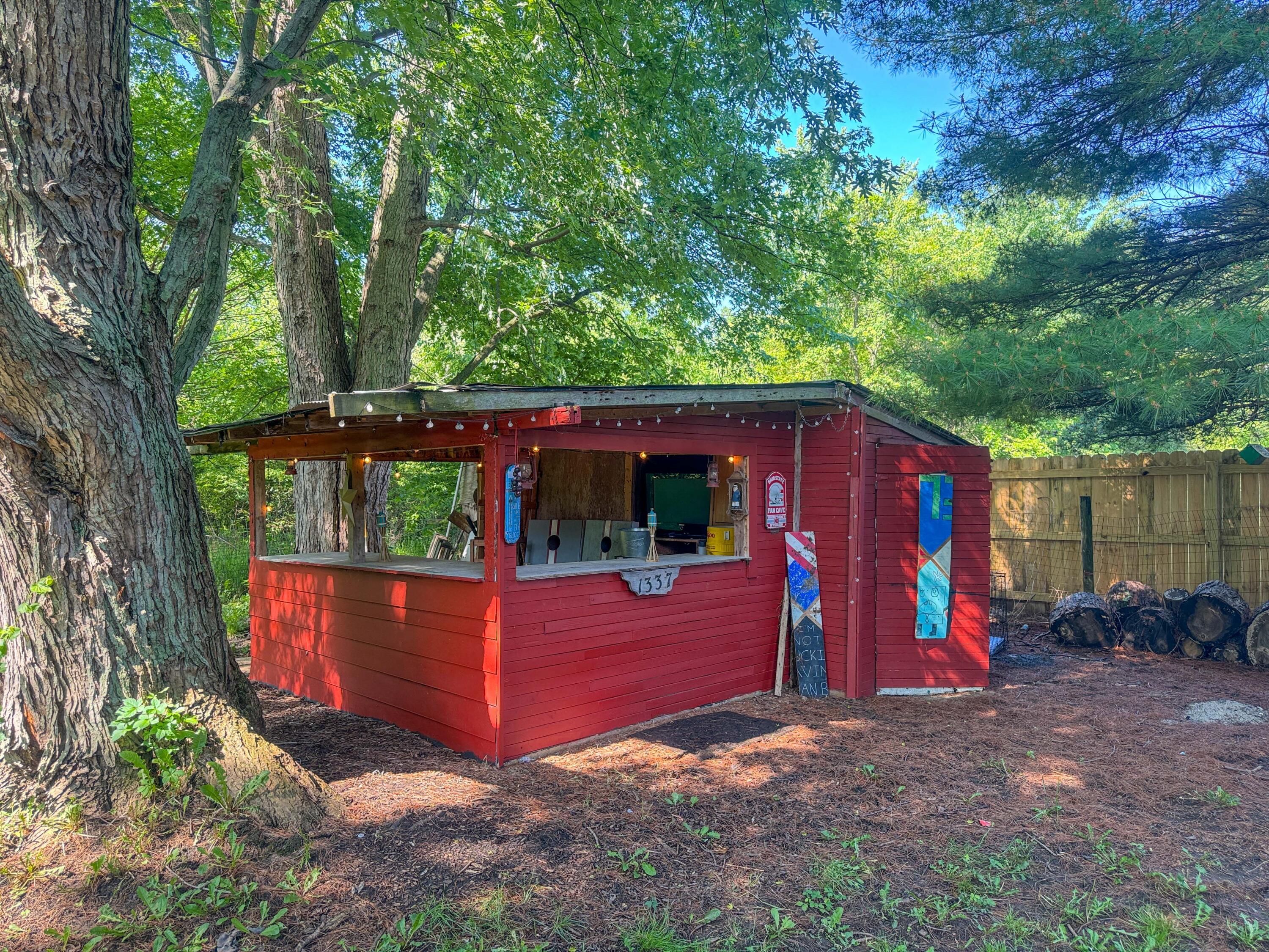 1337 W Dallas Road Property Photo 45