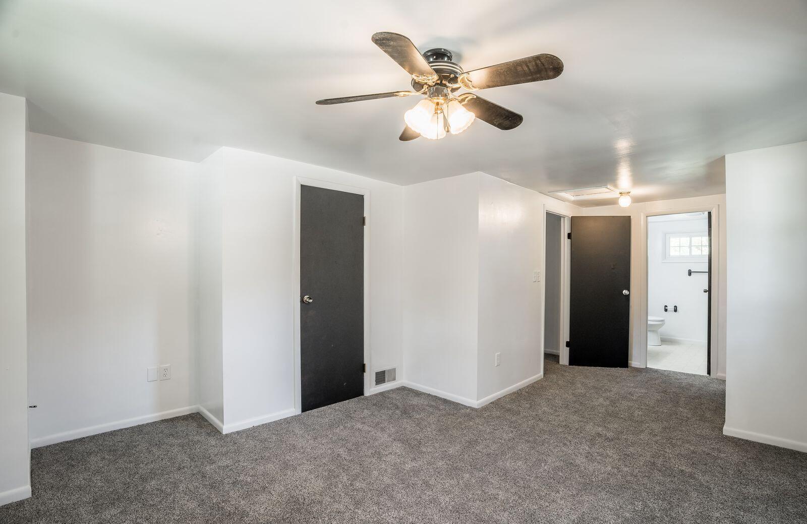 447 Towpath Trail Property Photo 16