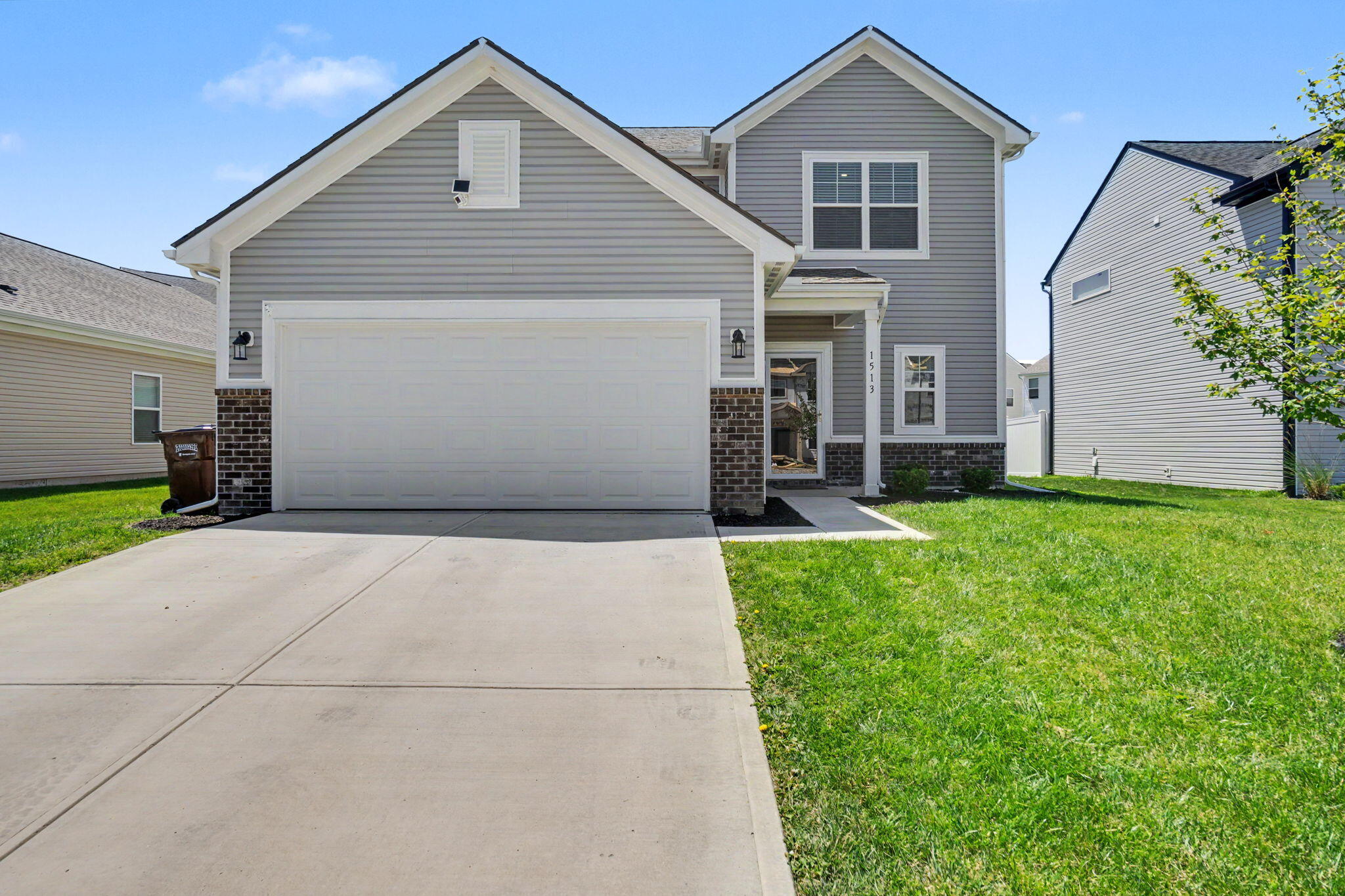 1513 Arrowhead Drive Property Photo 1