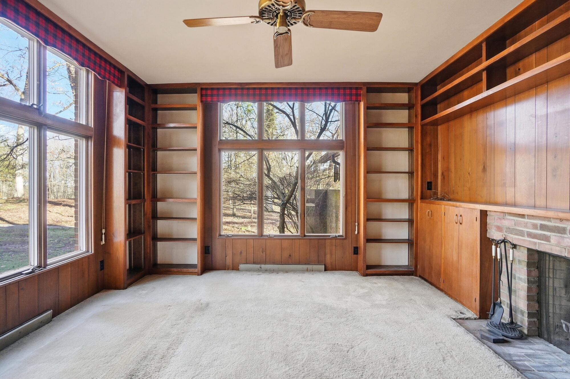 2438 Signal Hill Road Property Photo 14