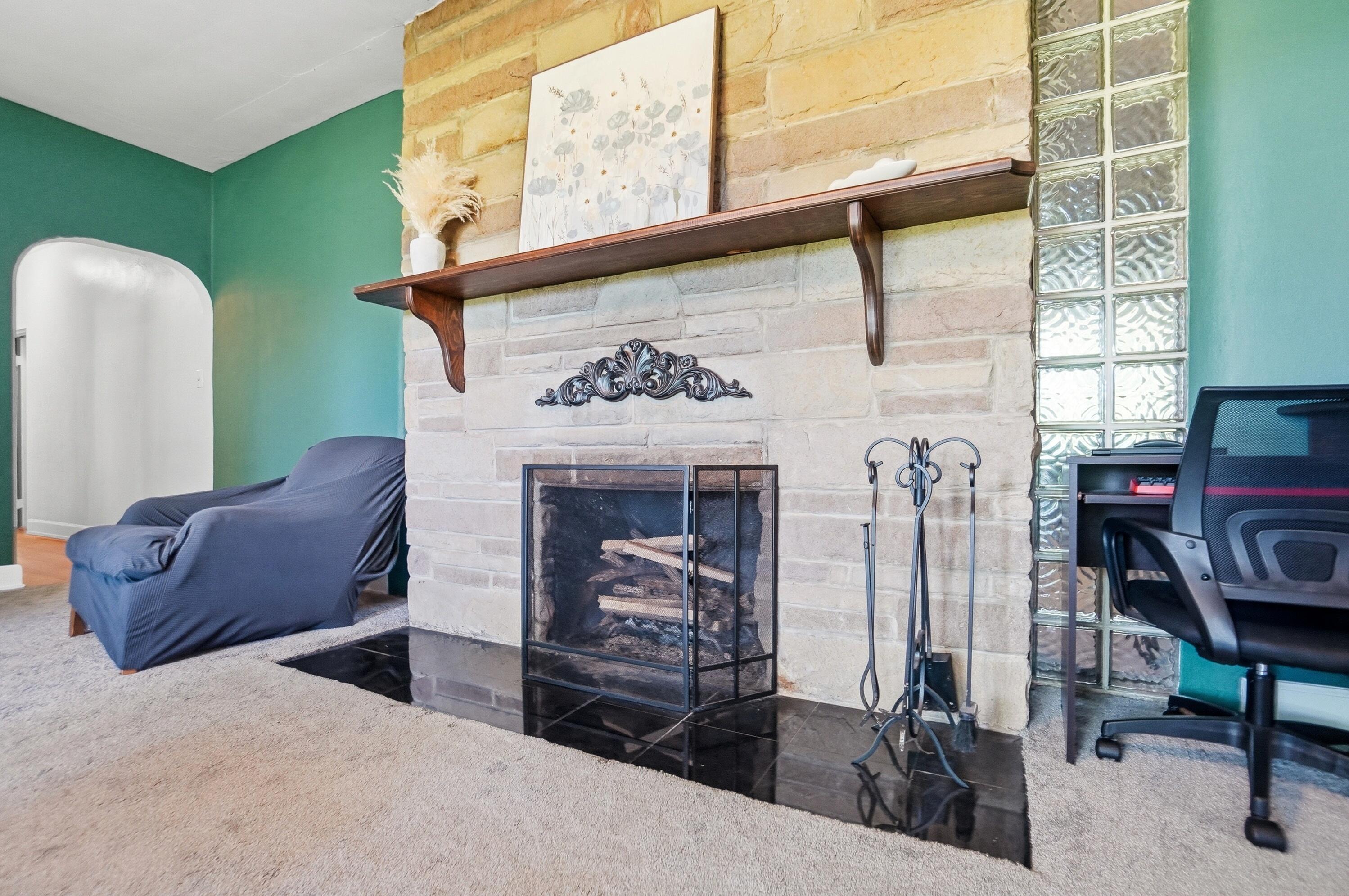 2553 Derr Road Property Photo 10