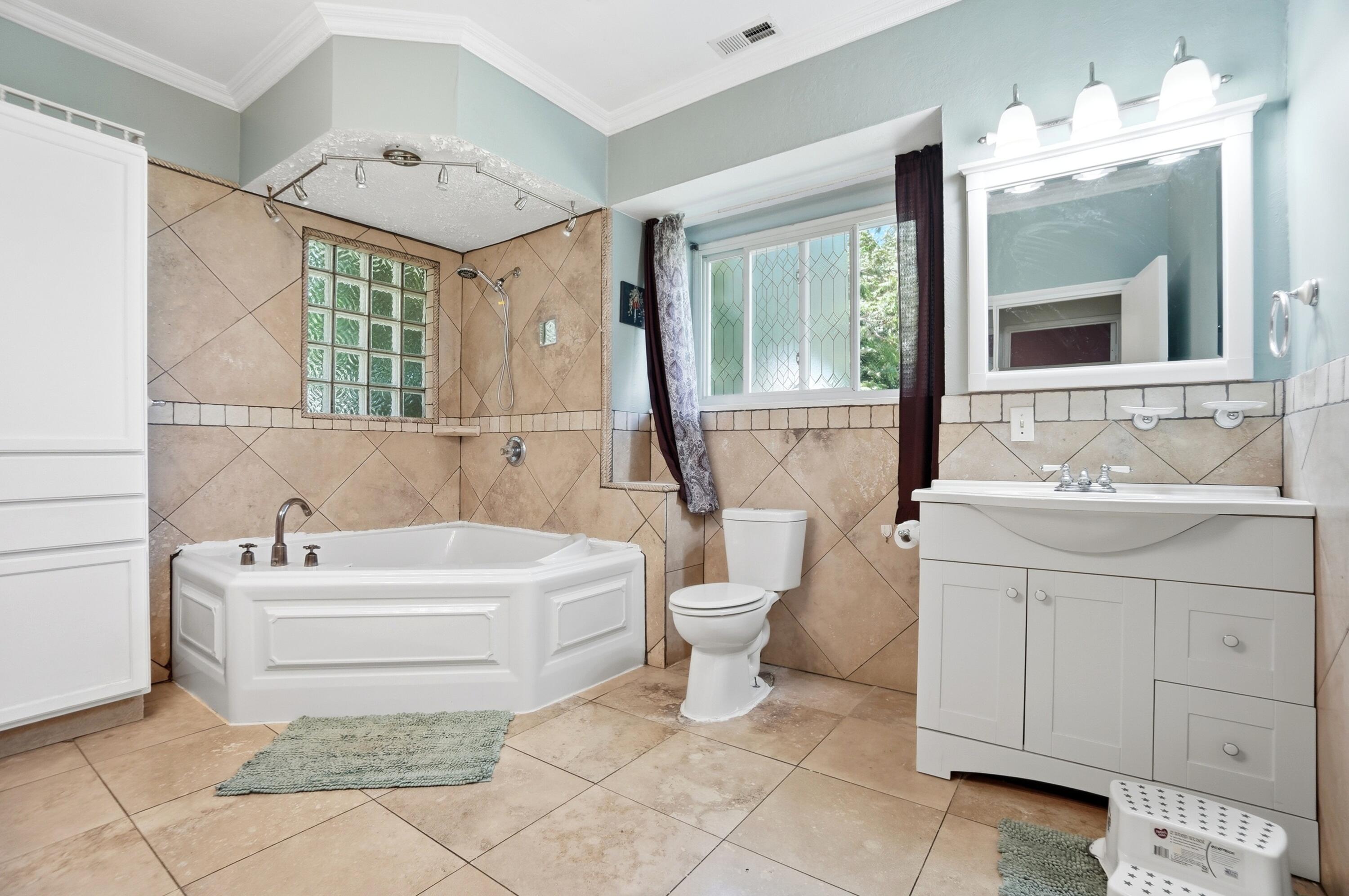 2553 Derr Road Property Photo 20