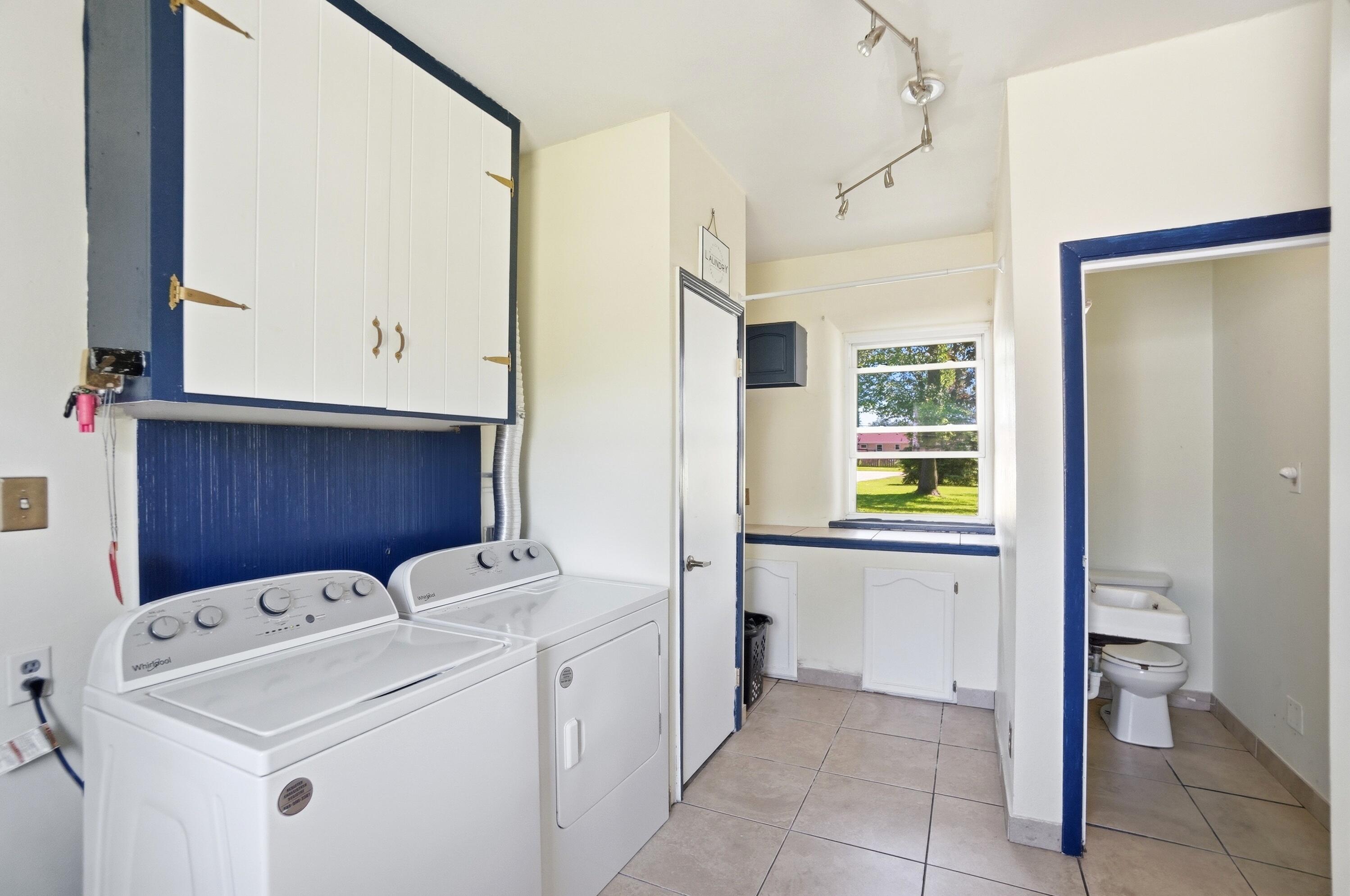 2553 Derr Road Property Photo 25