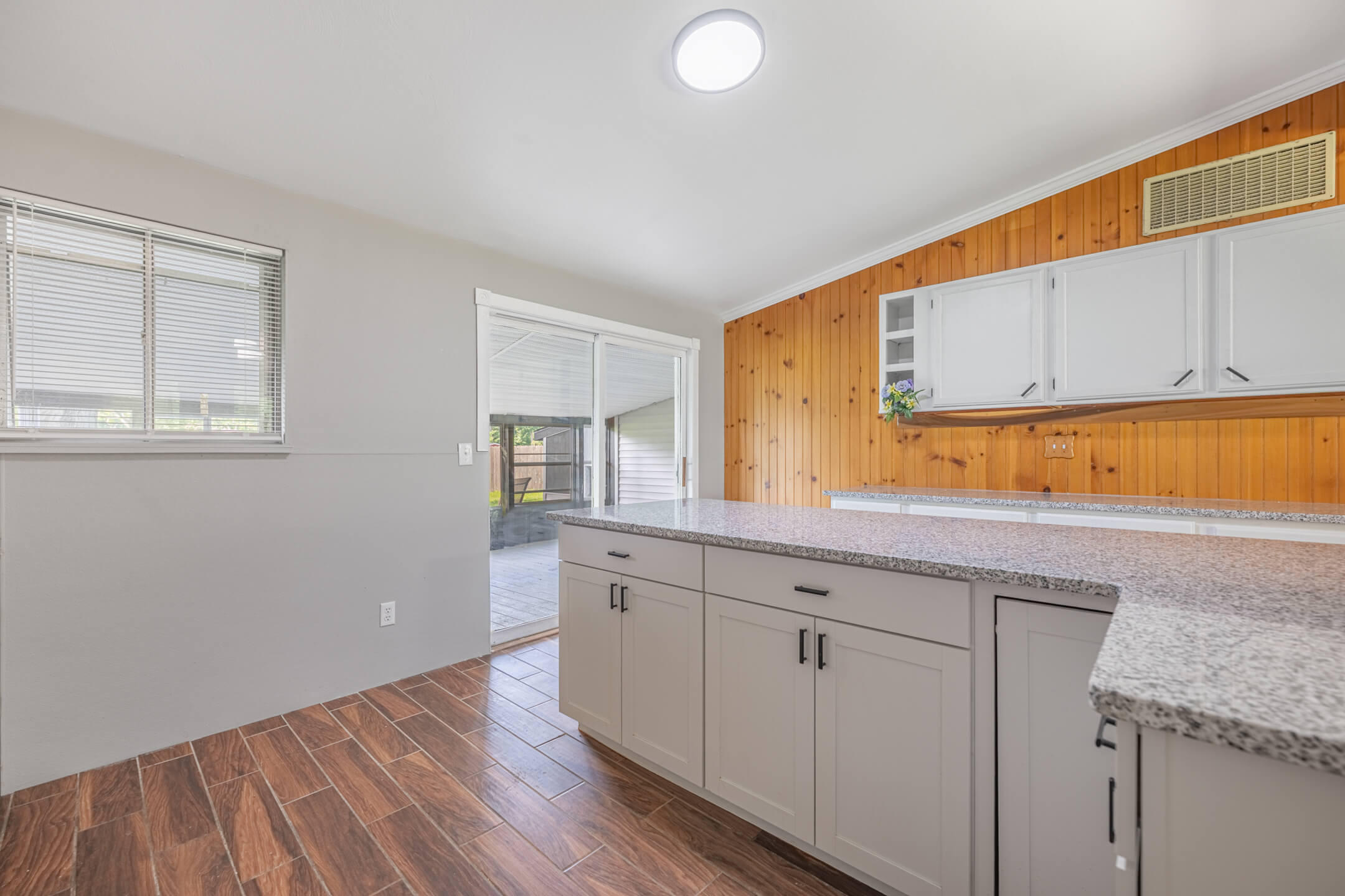 2617 Shadycrest Drive Property Photo 14