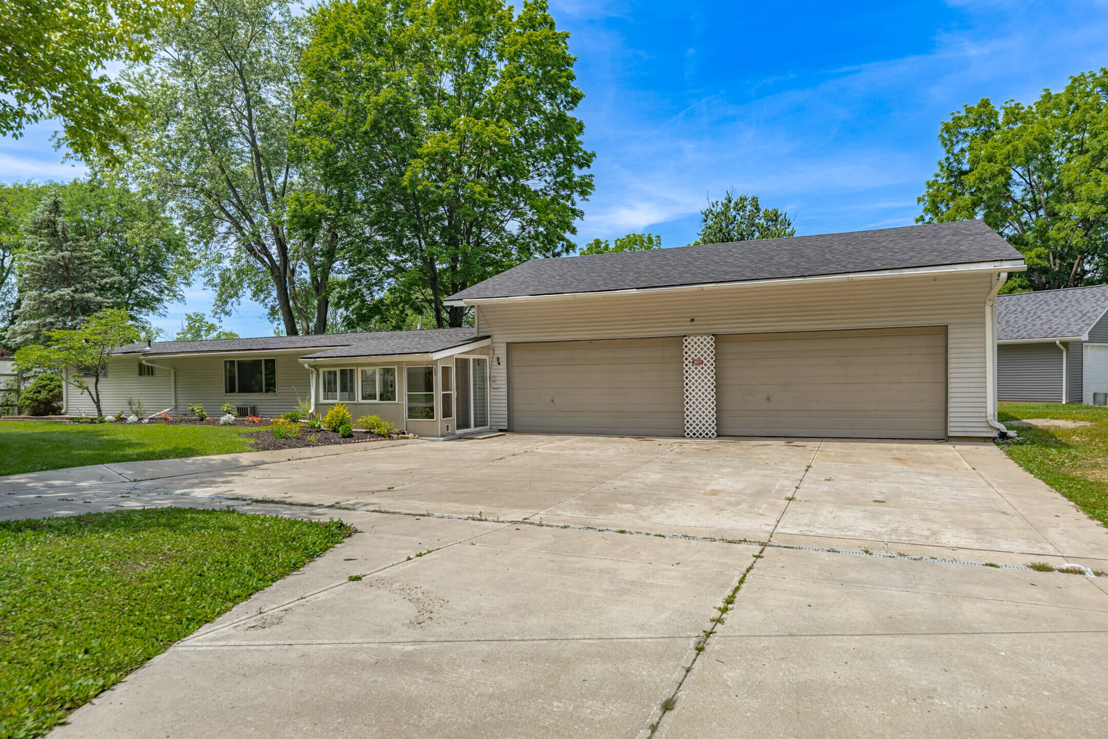 2617 Shadycrest Drive Property Photo 49