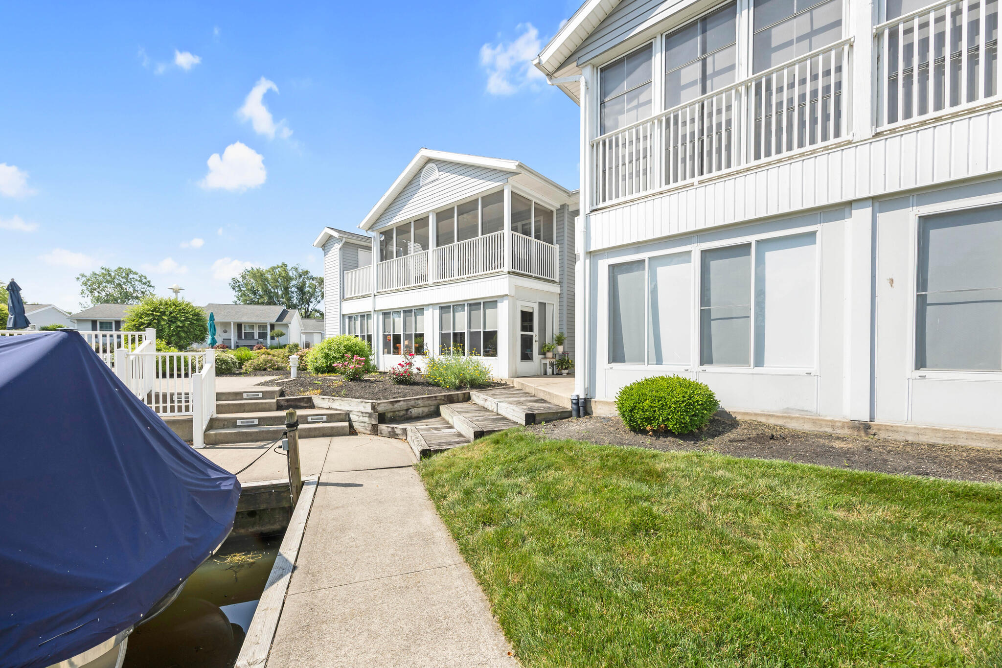 7480 Dunns Pond Circle 12 Property Photo 1