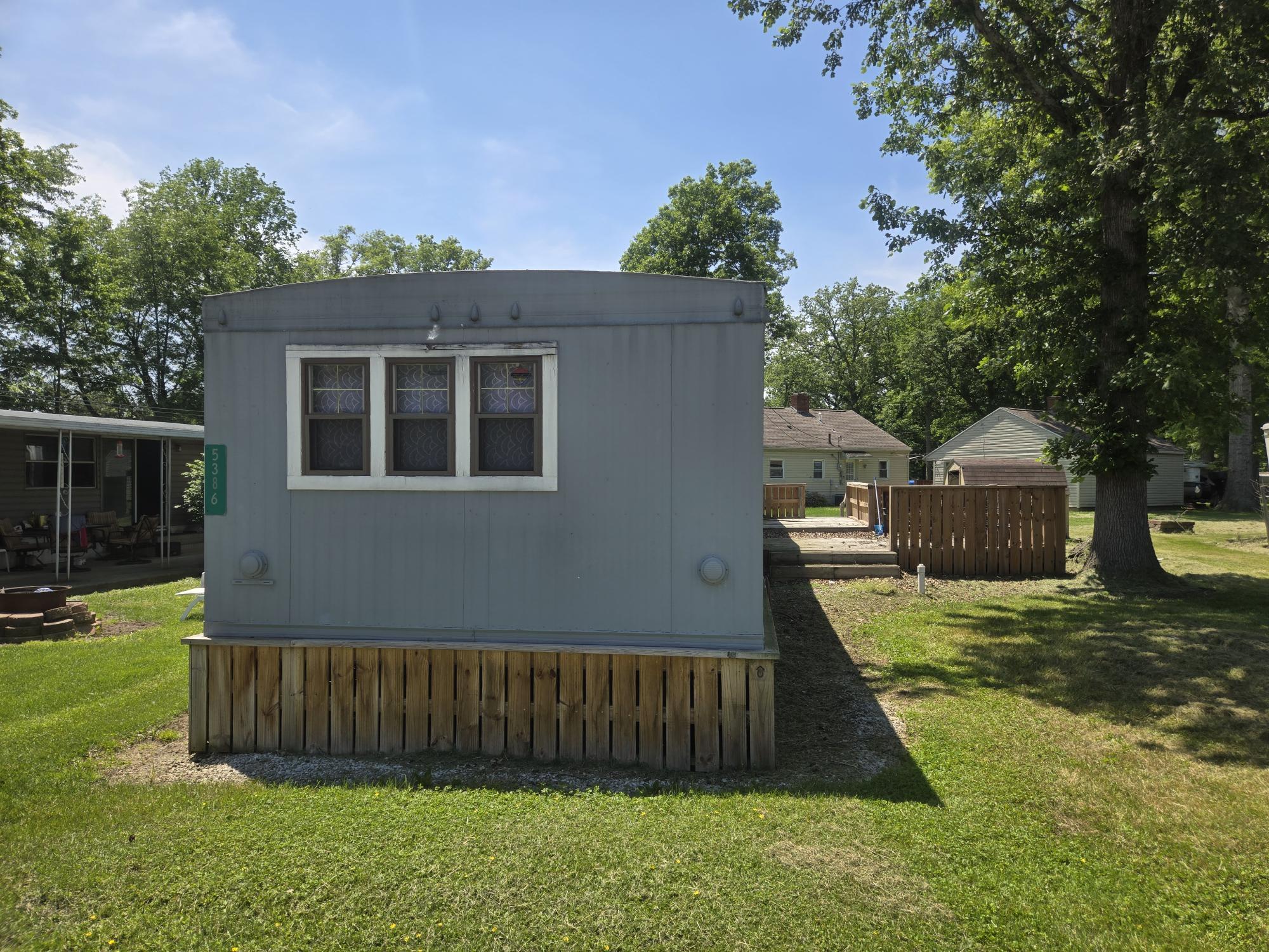 5386 Lakeside Drive Property Photo 5