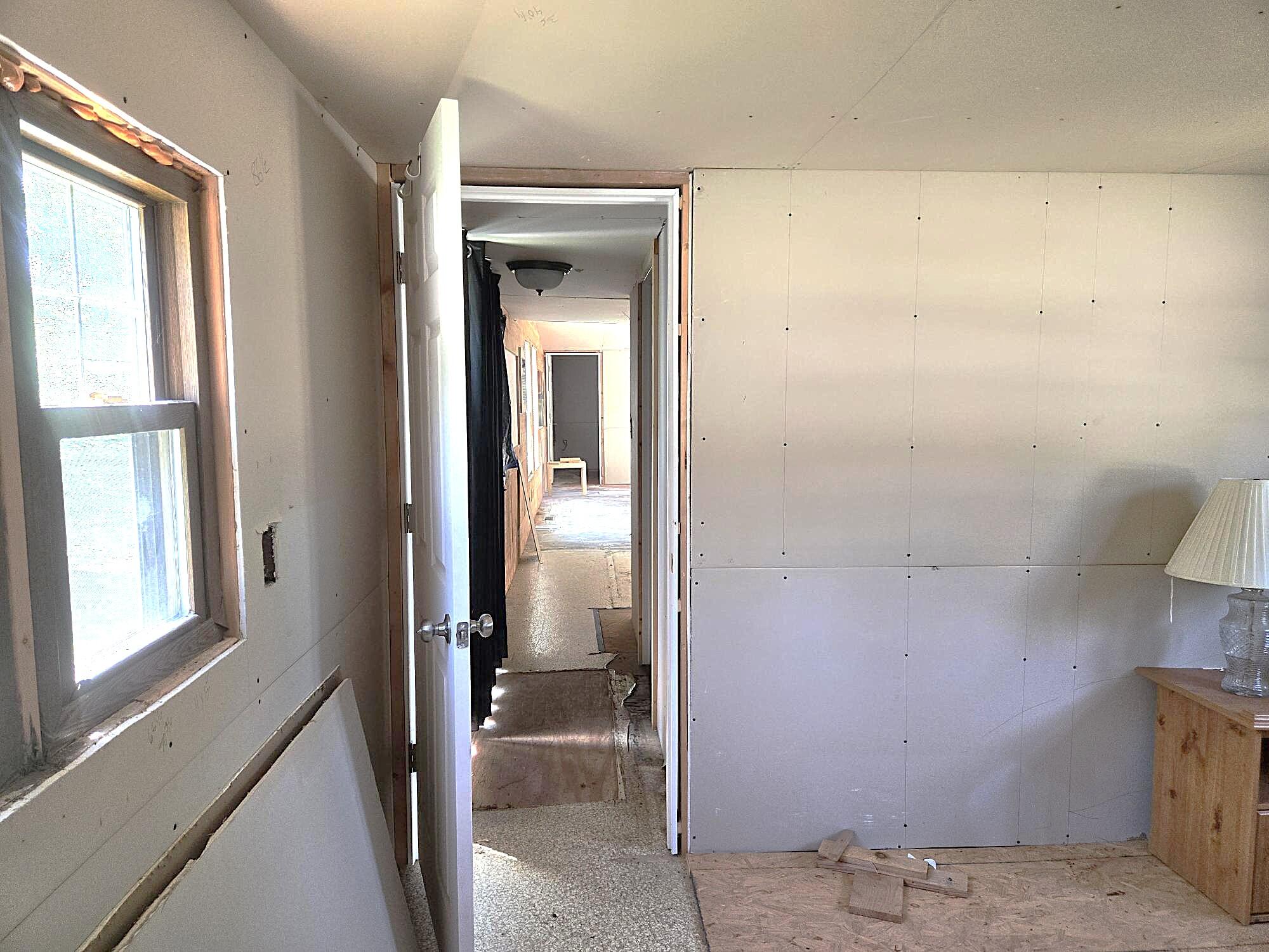 5386 Lakeside Drive Property Photo 9