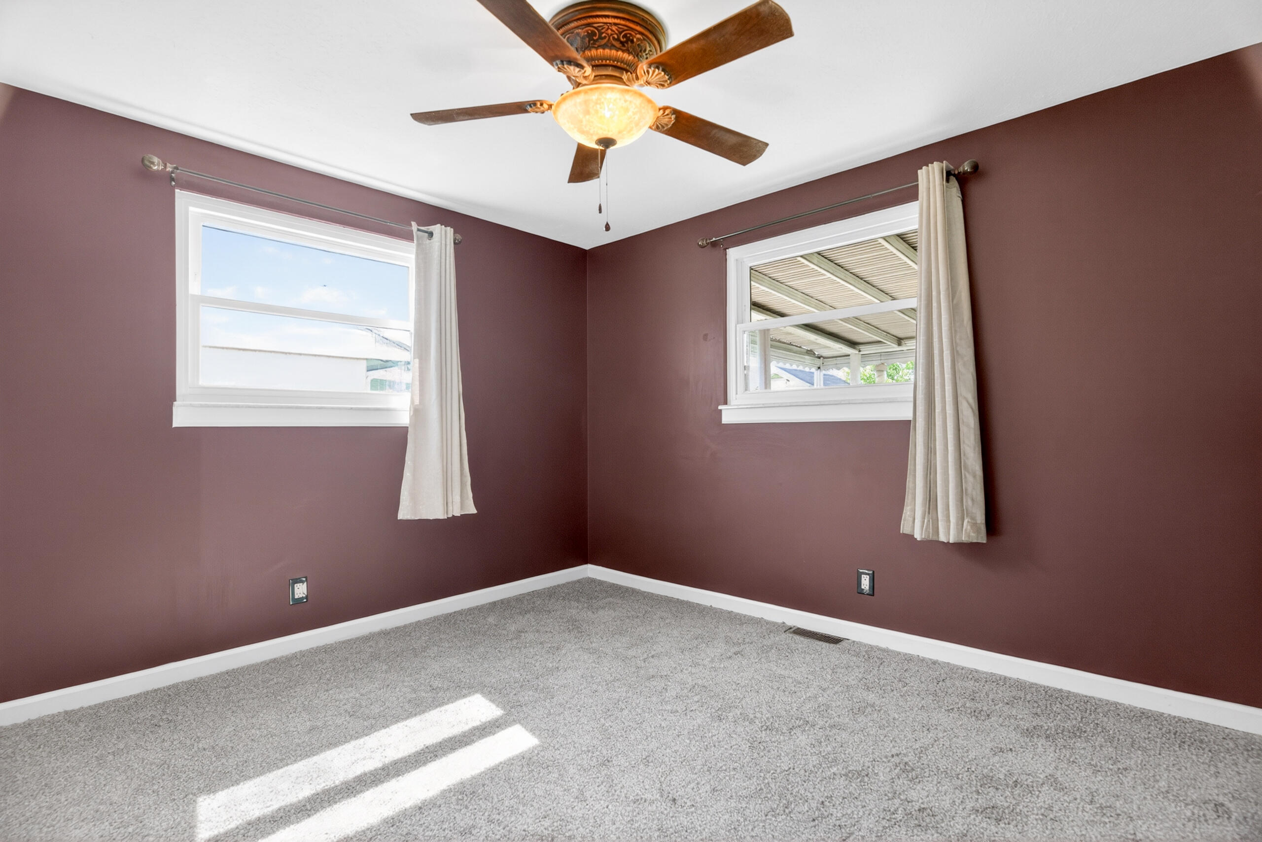 1819 Robert Place Property Photo 16