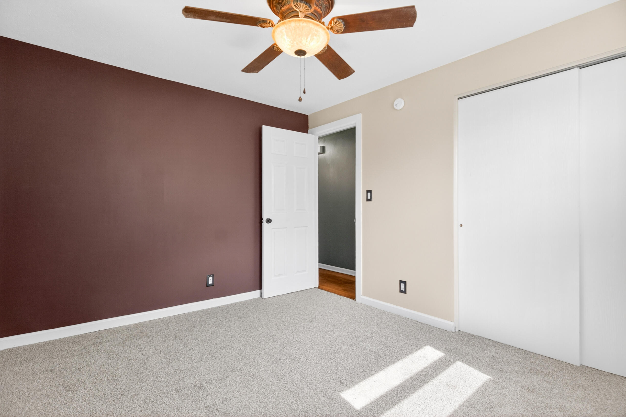 1819 Robert Place Property Photo 17