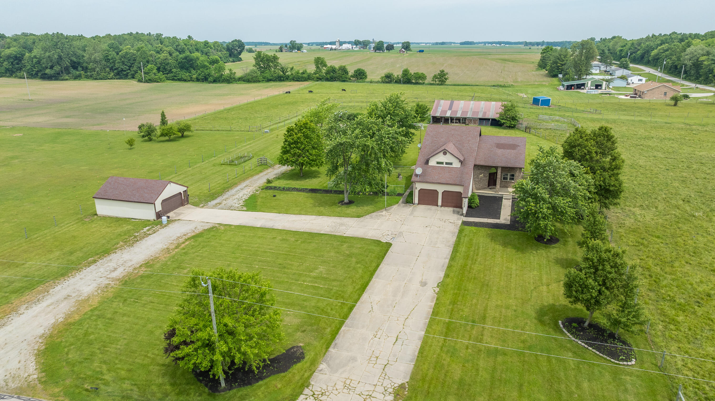 7455 Wright-moyer Road Property Photo 6