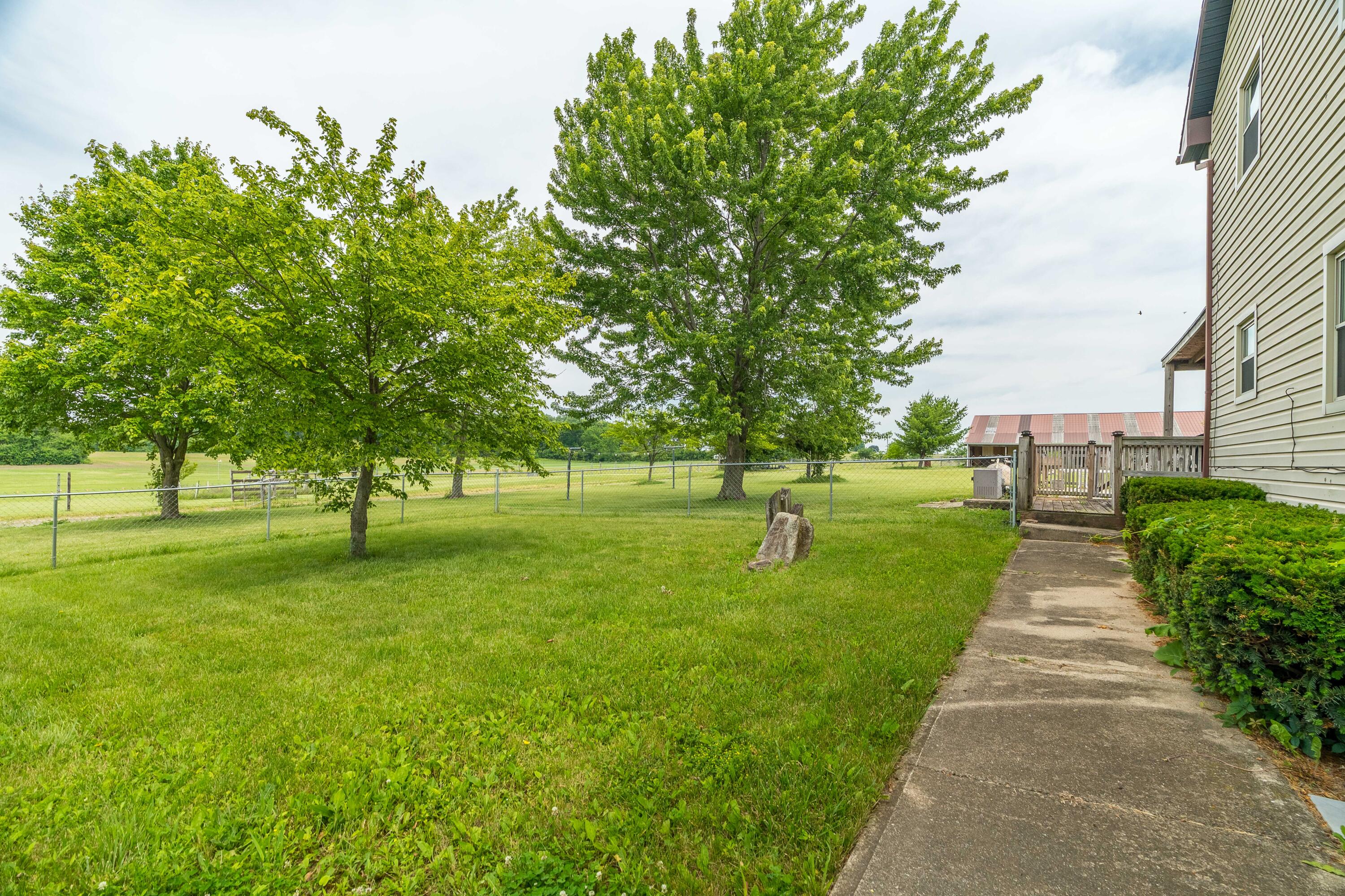7455 Wright-moyer Road Property Photo 38