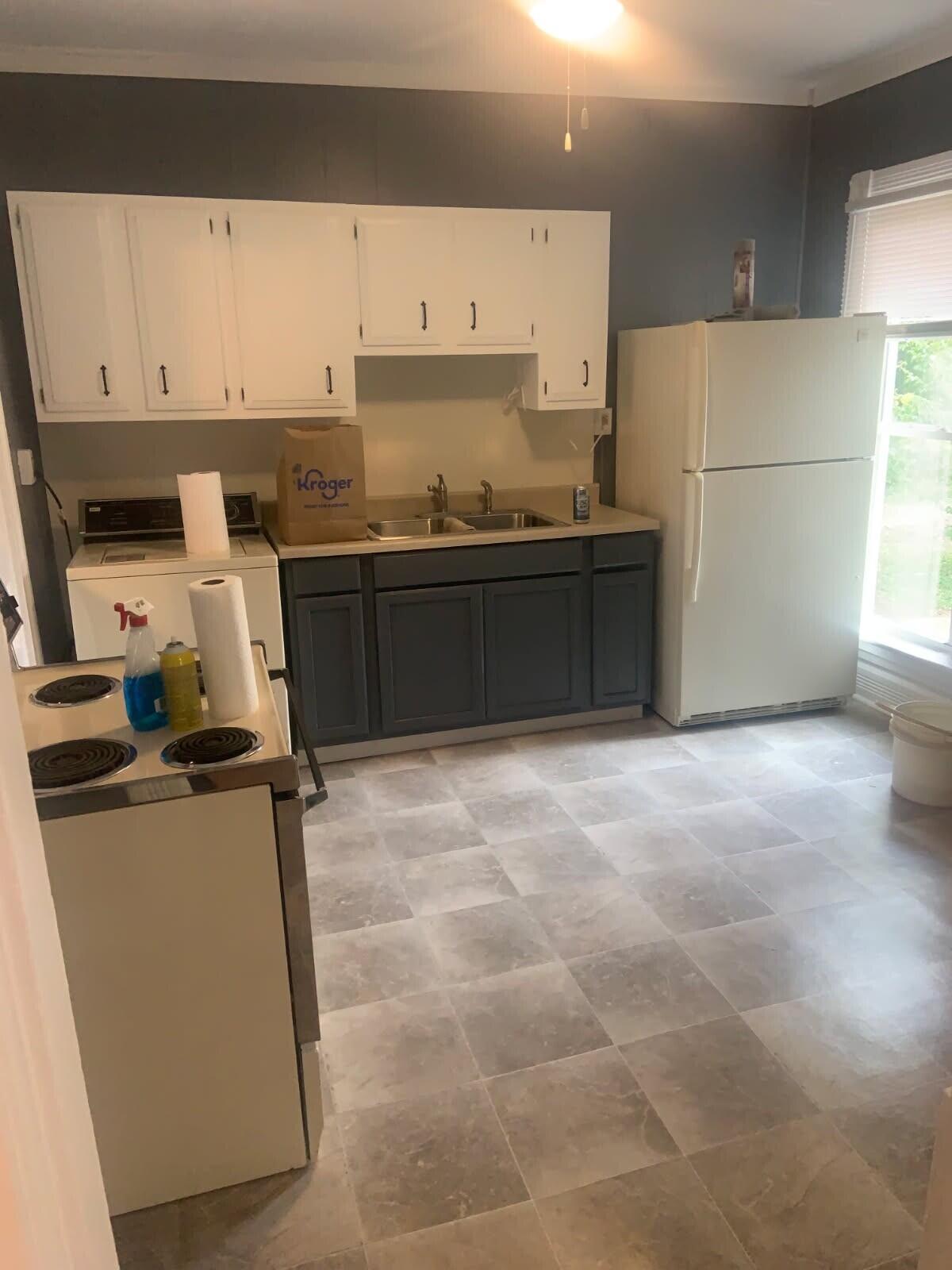 912 Park Street Property Photo 4