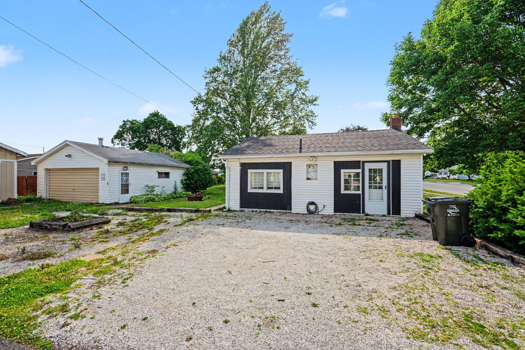 801 Boal Avenue Property Photo 2