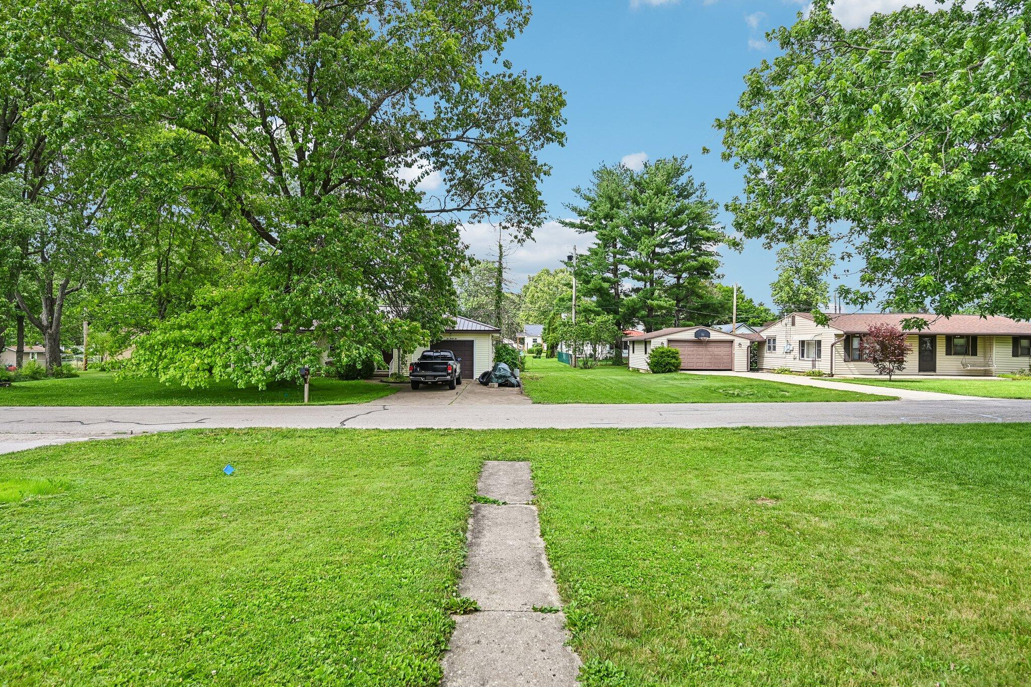 237 Leonard Street Property Photo 6