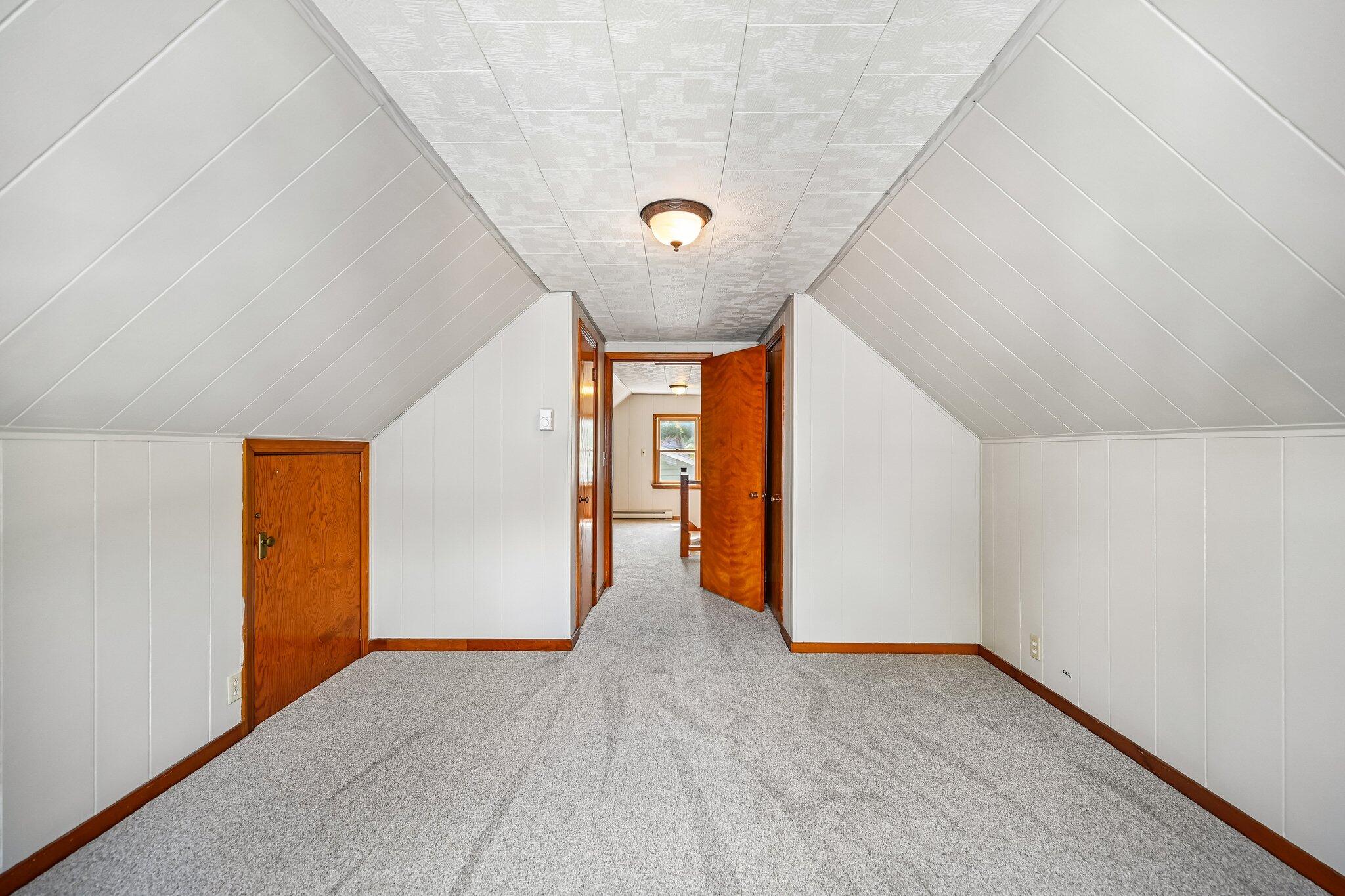 237 Leonard Street Property Photo 25