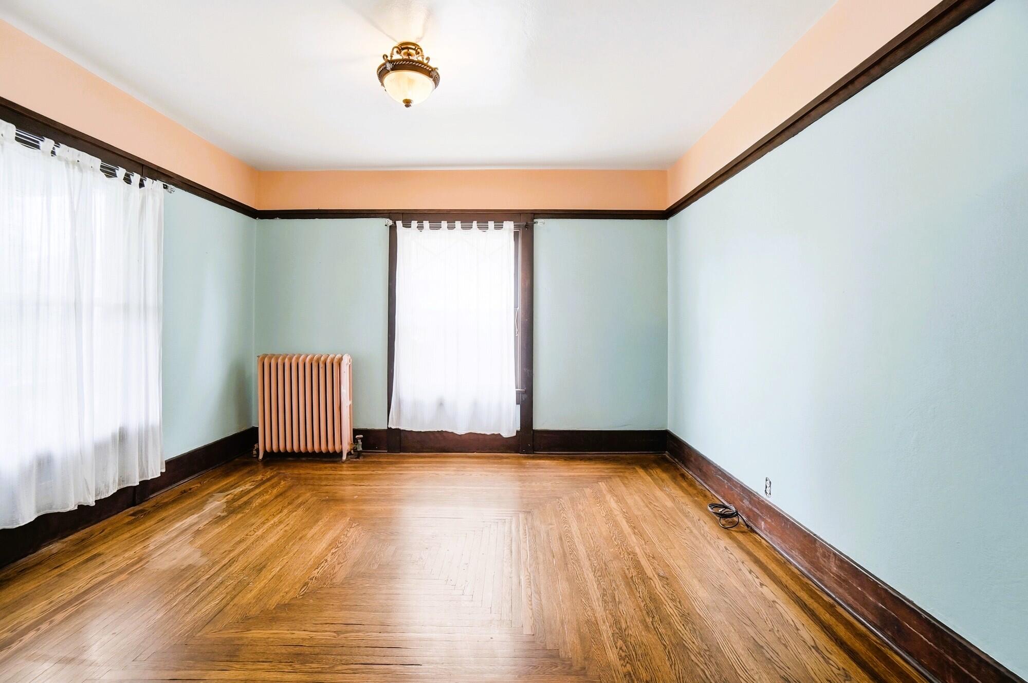 310 E Madison Avenue Property Photo 11
