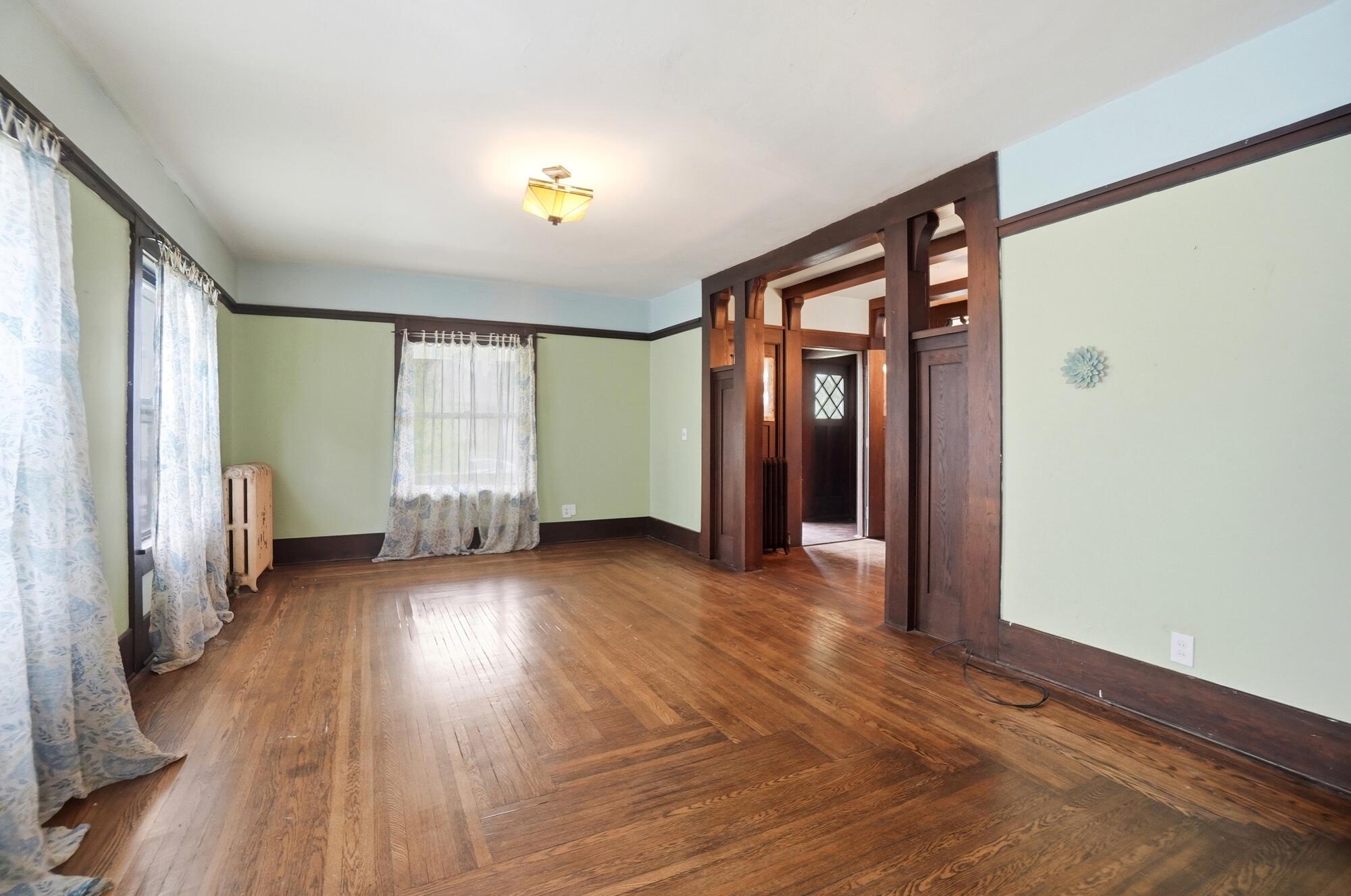 310 E Madison Avenue Property Photo 18