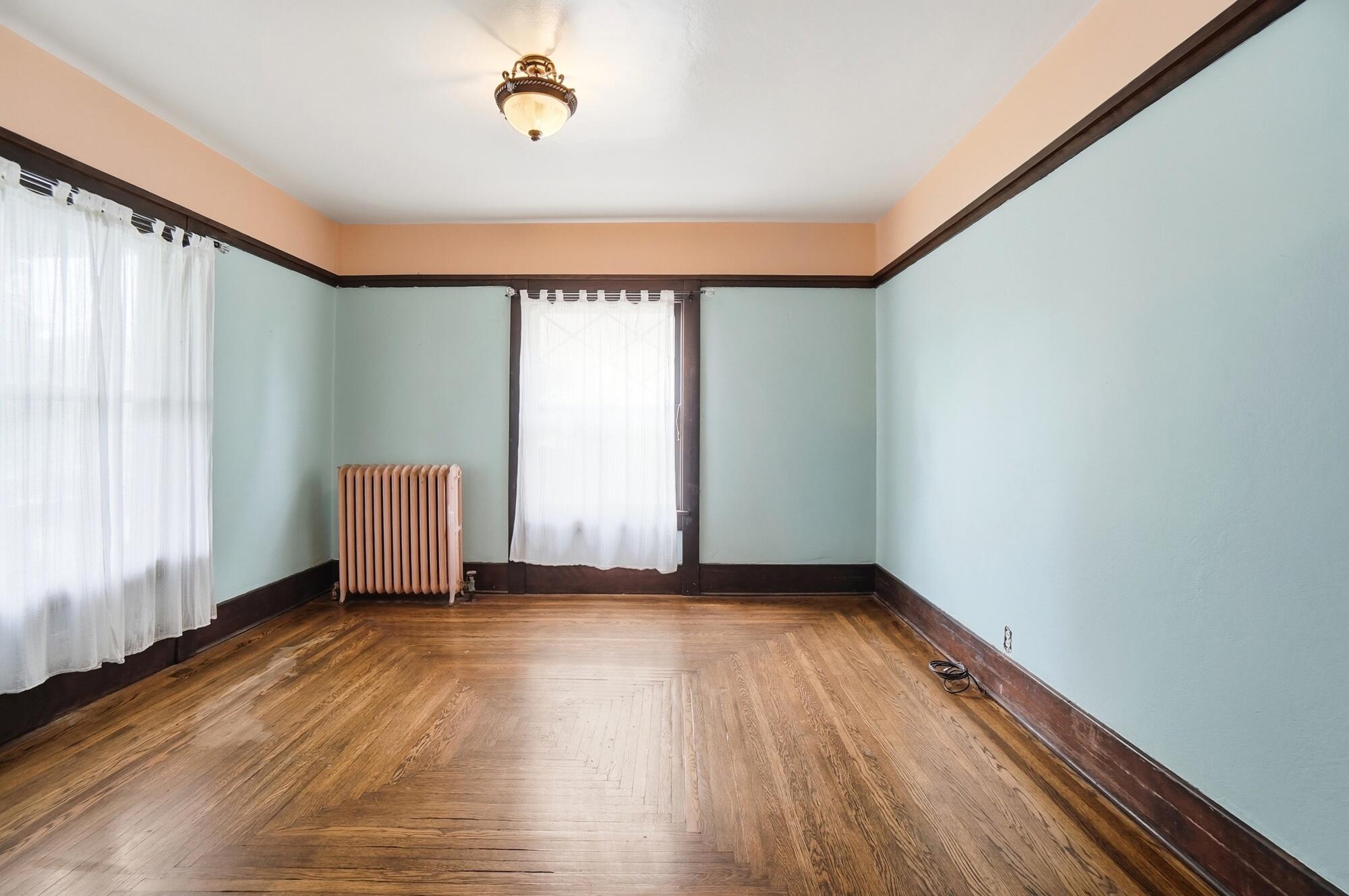 310 E Madison Avenue Property Photo 43