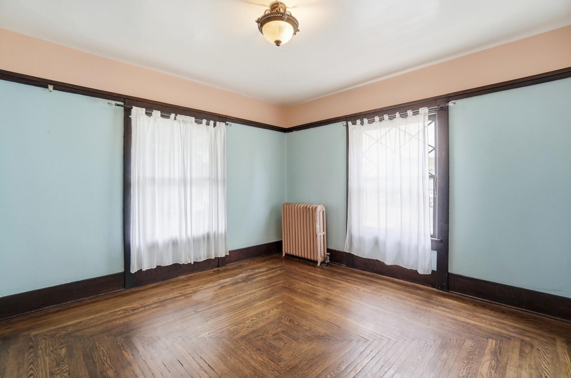 310 E Madison Avenue Property Photo 48