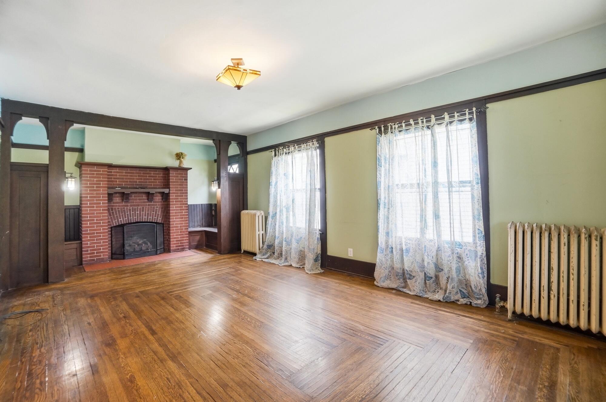 310 E Madison Avenue Property Photo 51