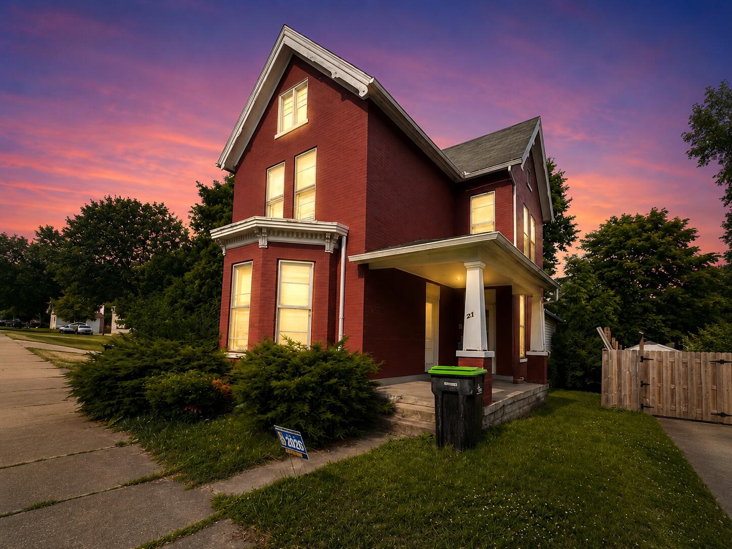 21 Lagonda Avenue Property Photo 1