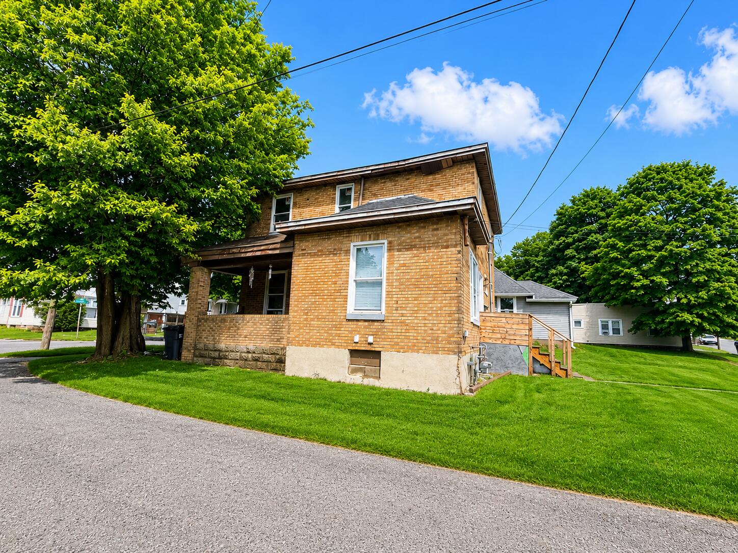 500 E Chillicothe Avenue Property Photo 1