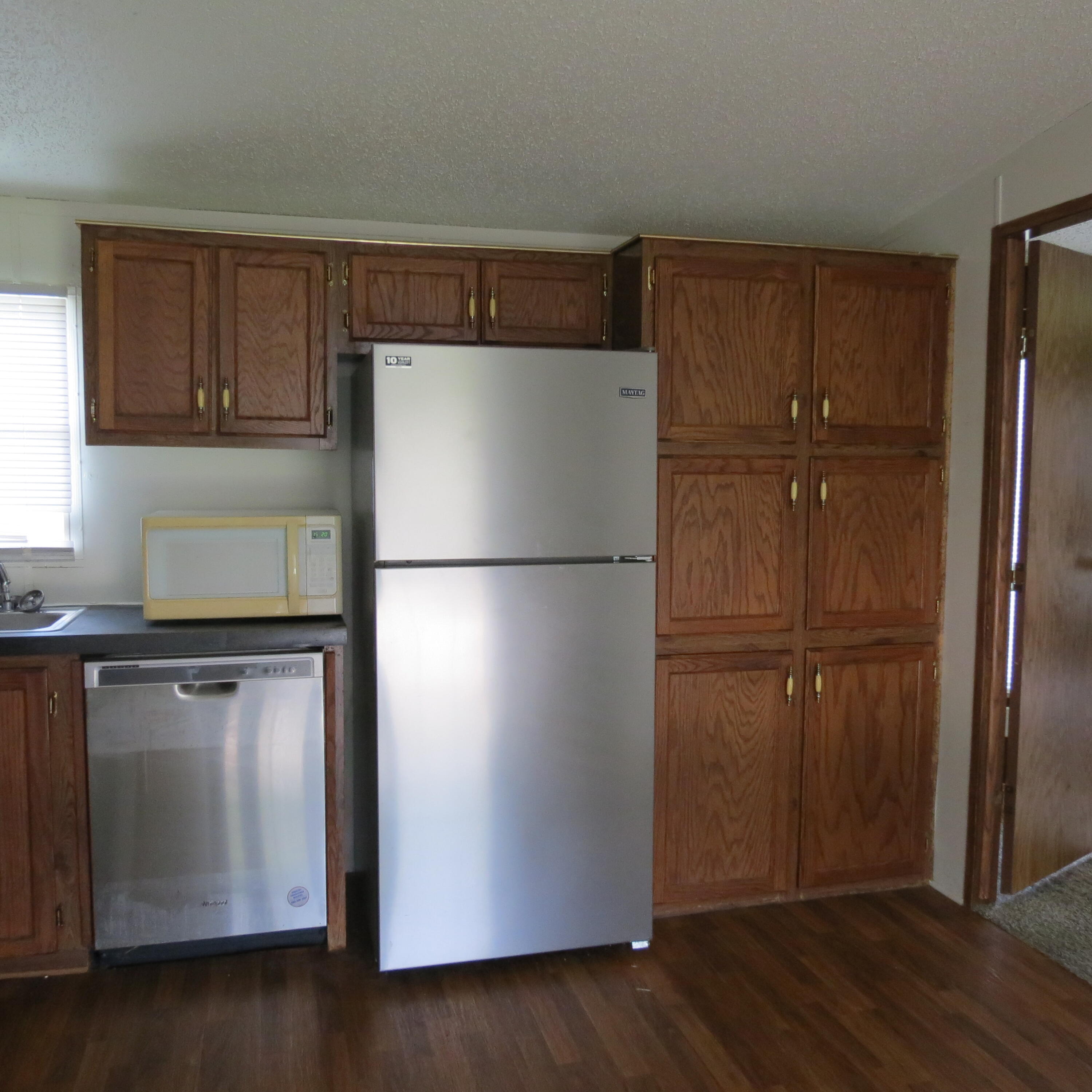1245 Hazel Nut Lane Property Photo 6