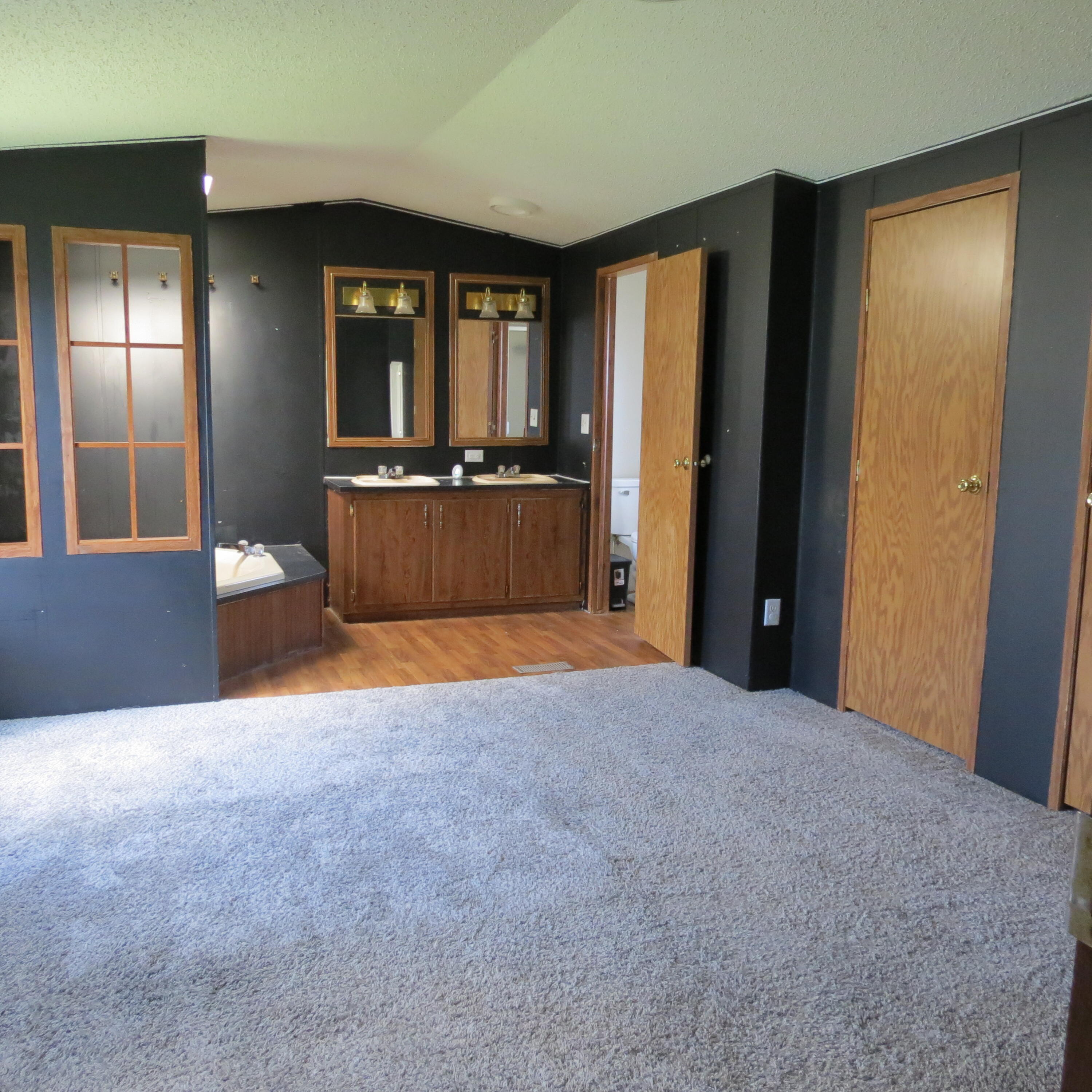 1245 Hazel Nut Lane Property Photo 9