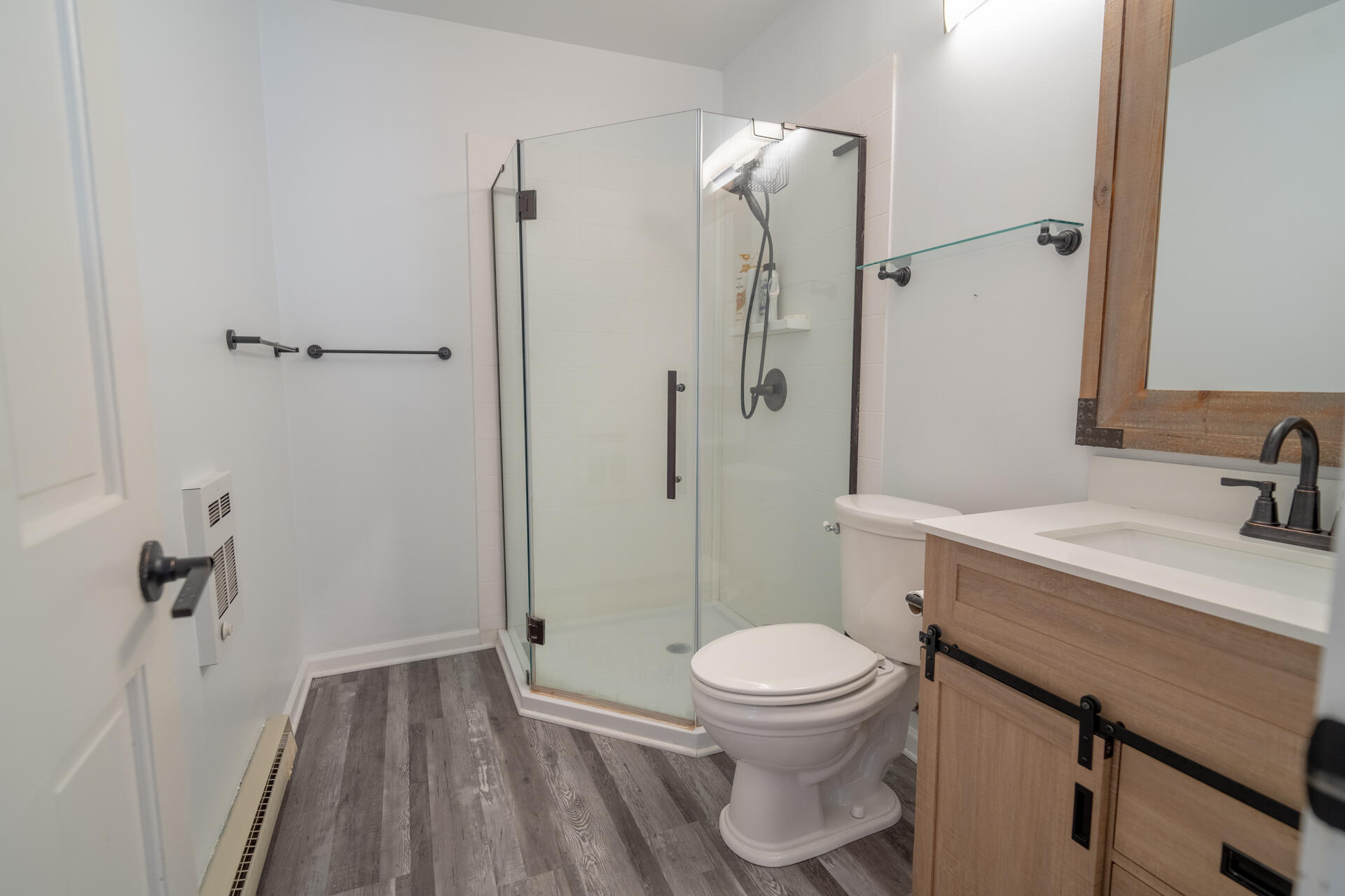 13952 Lochard Road Property Photo 20
