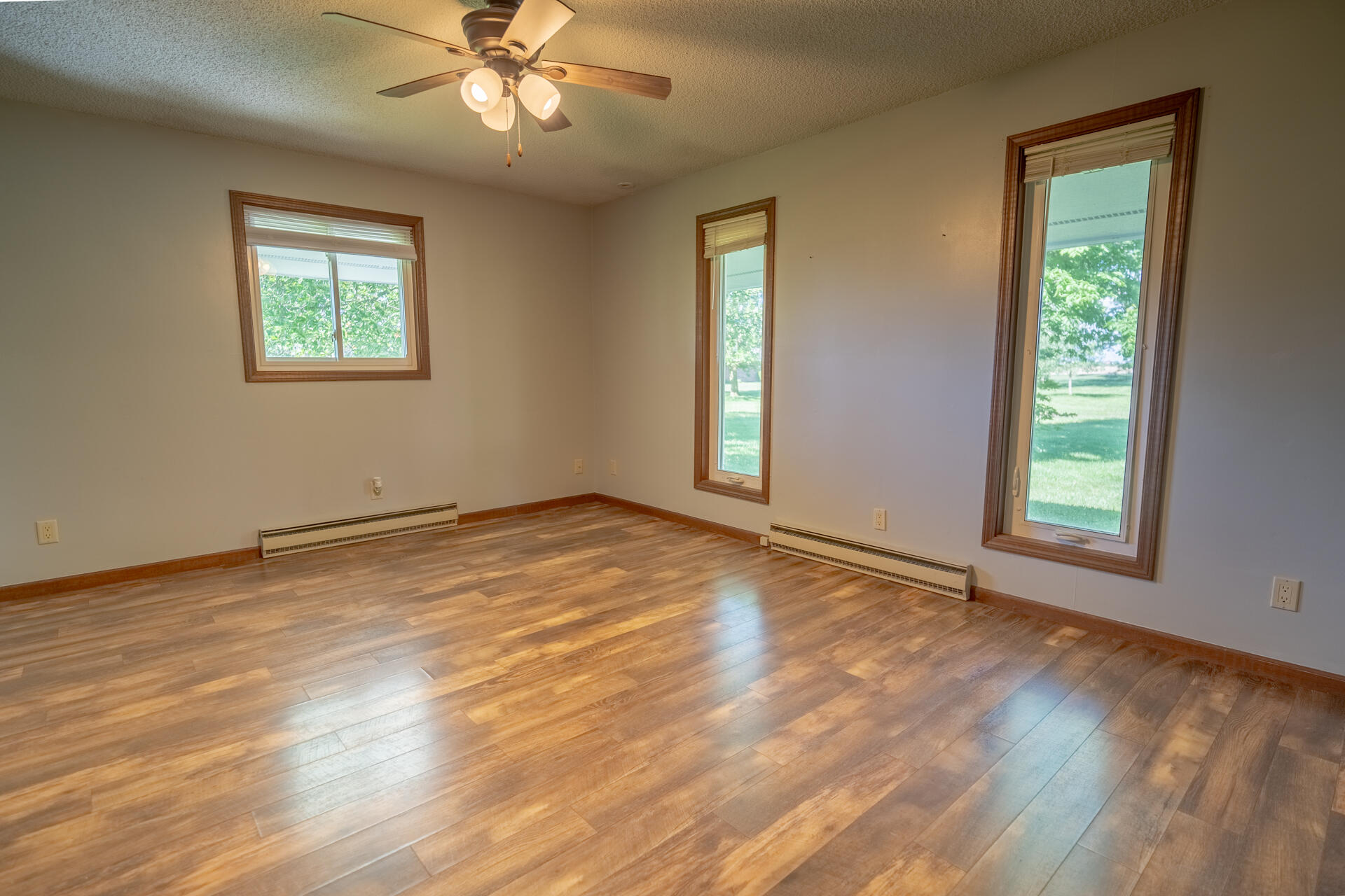 13952 Lochard Road Property Photo 23