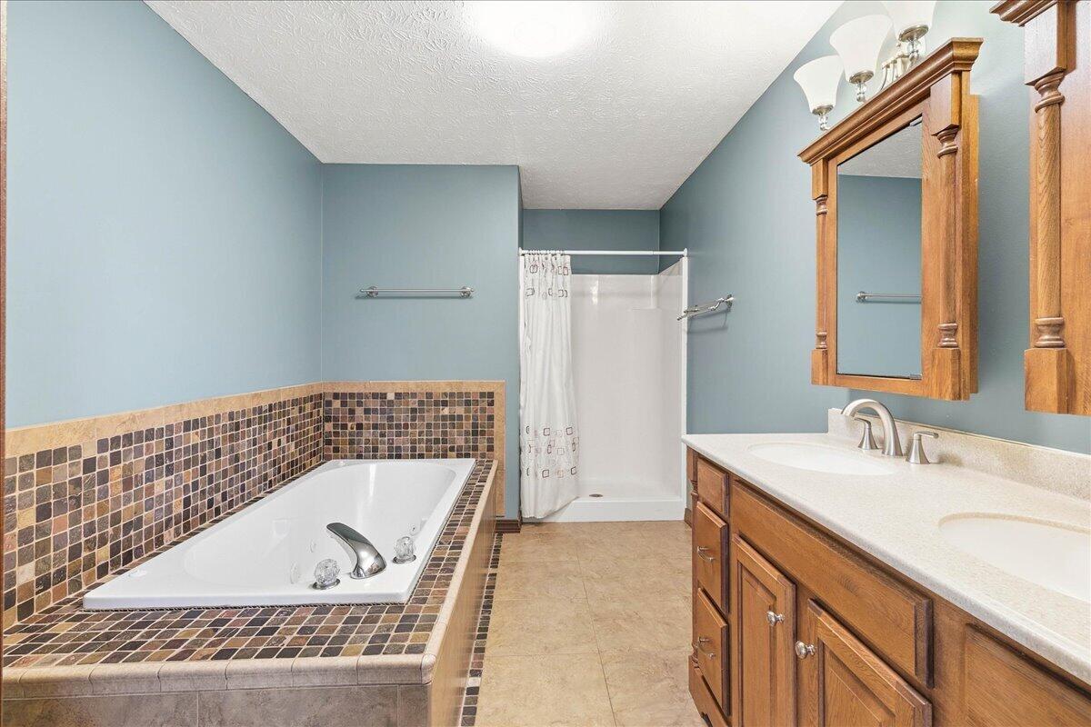7243 State Route 559 Property Photo 31