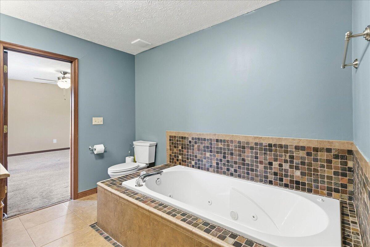 7243 State Route 559 Property Photo 32