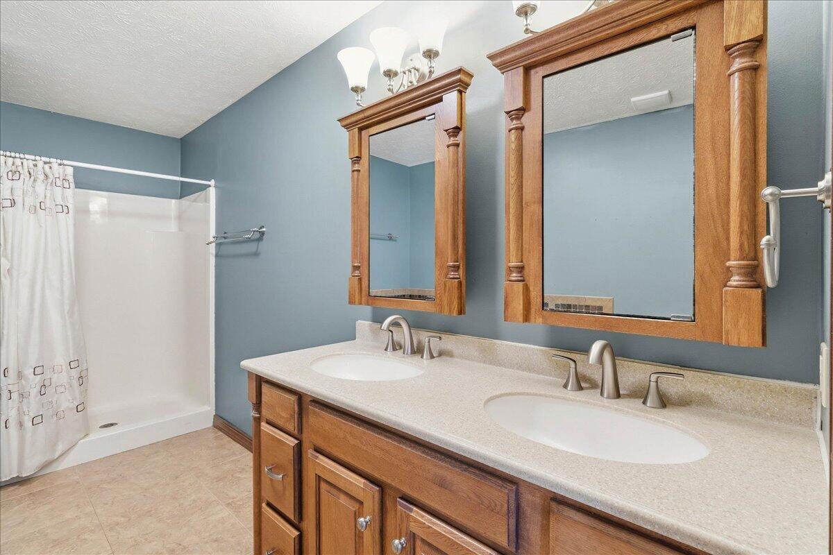 7243 State Route 559 Property Photo 33