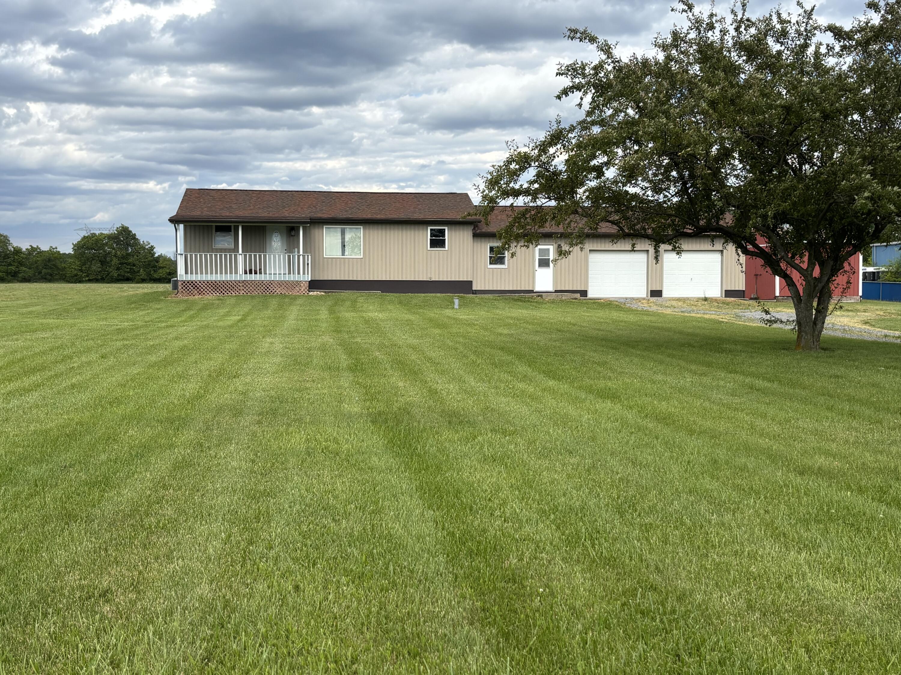 7038 State Route 117 Property Photo 1