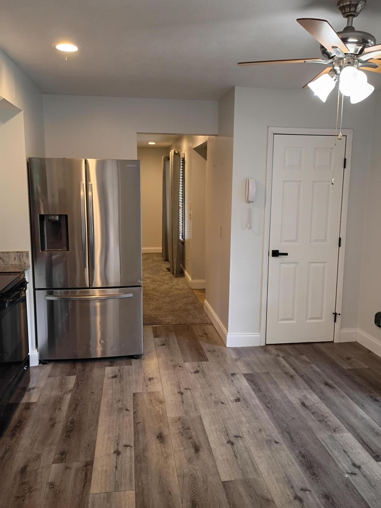 541 Argonne Avenue .. Property Photo 9