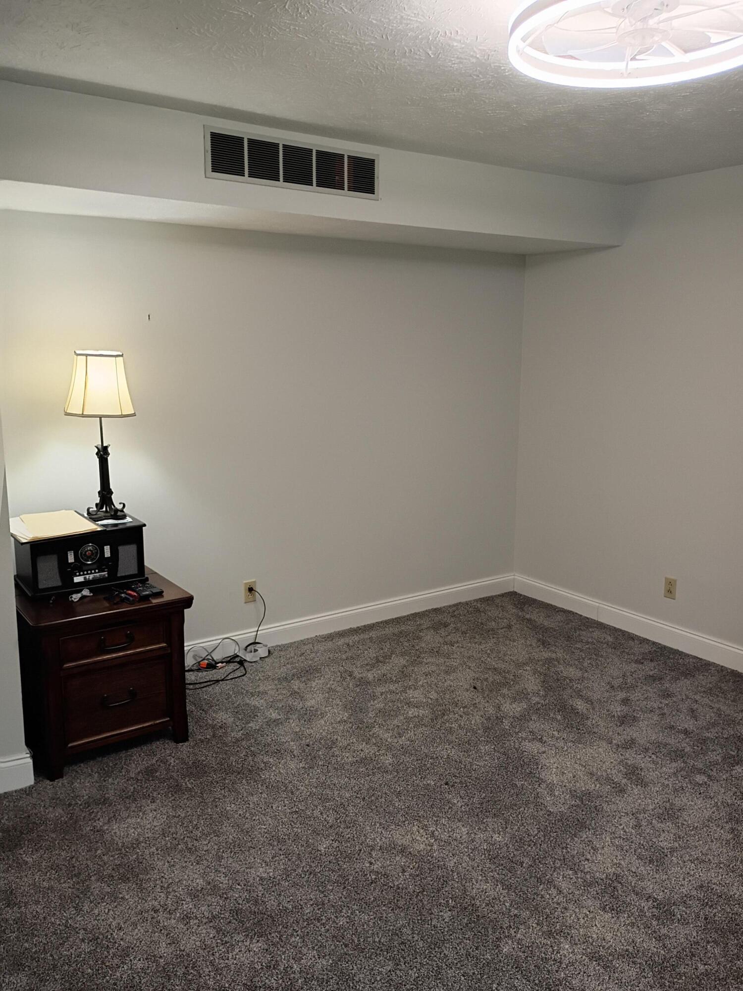 541 Argonne Avenue .. Property Photo 20
