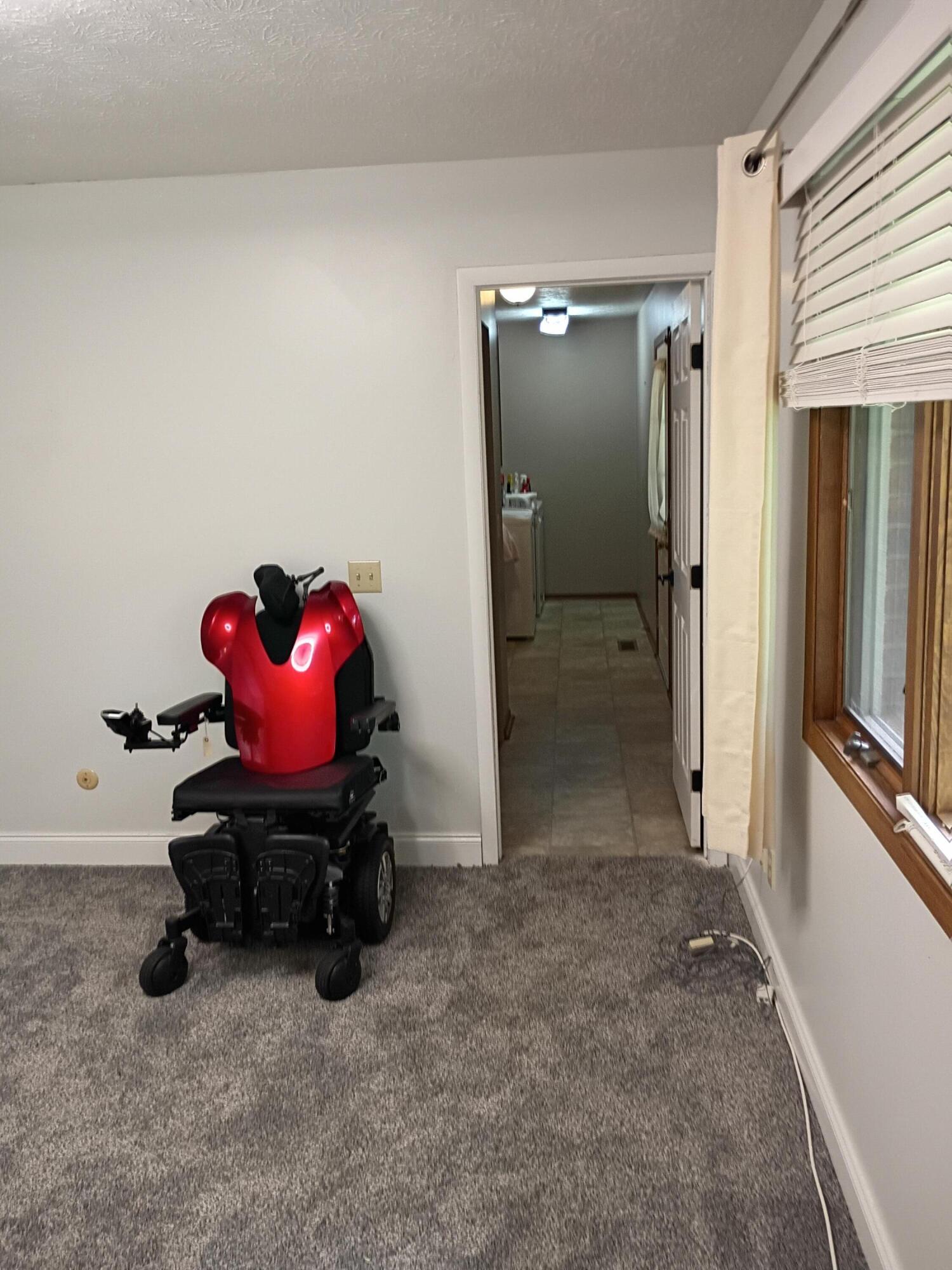541 Argonne Avenue .. Property Photo 21