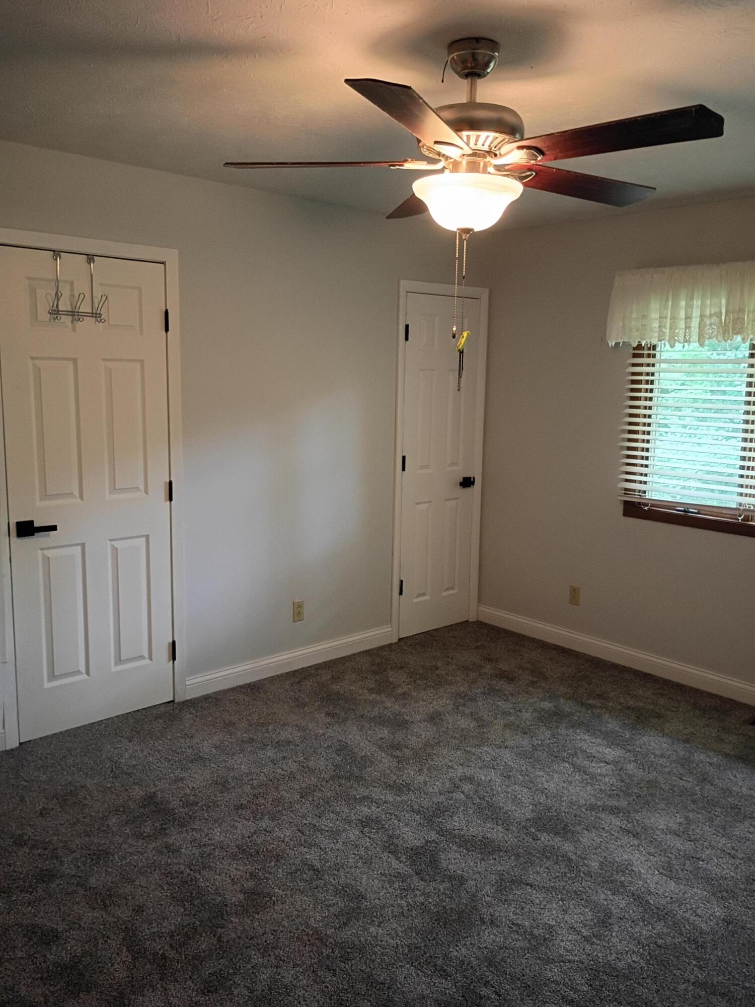 541 Argonne Avenue .. Property Photo 23