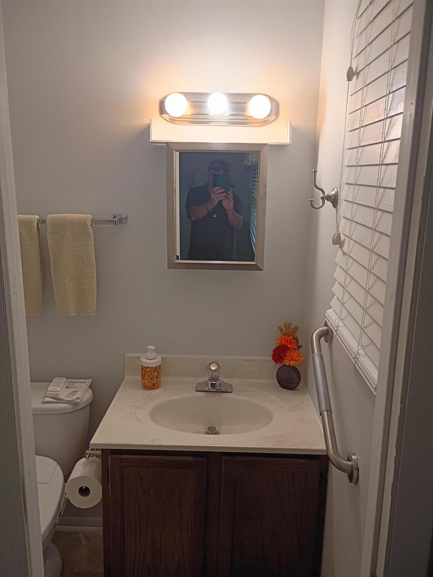541 Argonne Avenue .. Property Photo 26