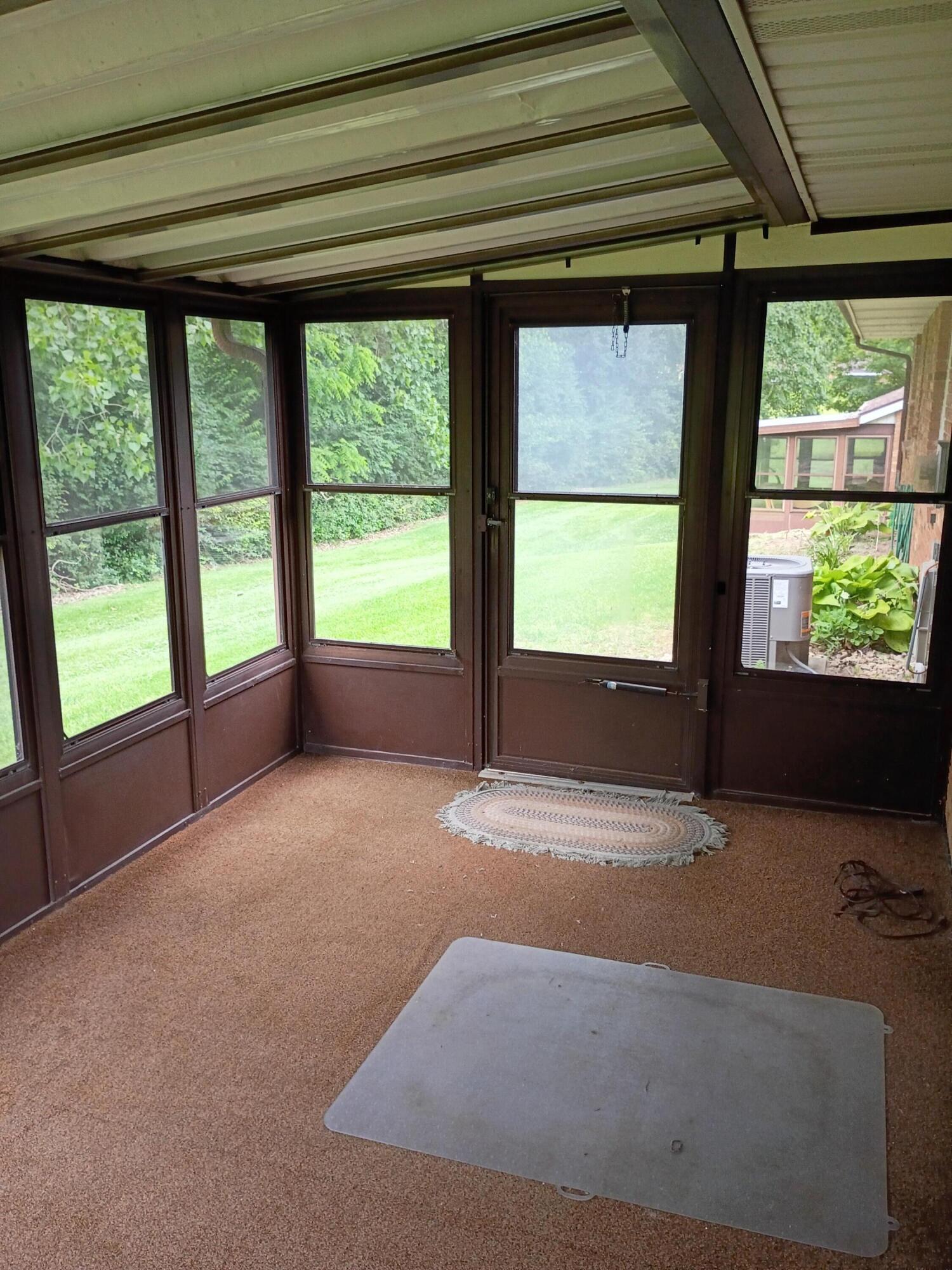 541 Argonne Avenue .. Property Photo 28