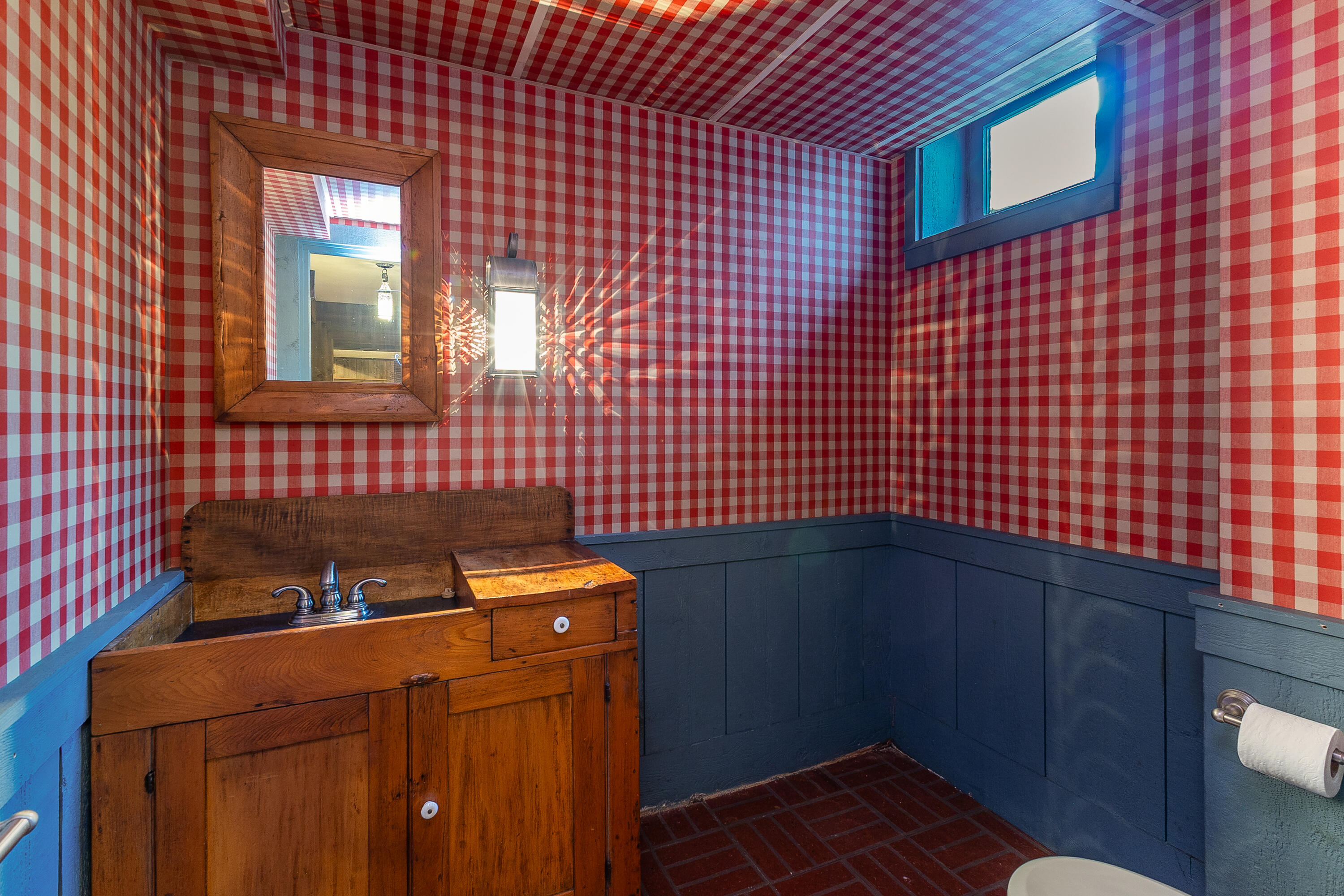 714 N Wayne Street Property Photo 61