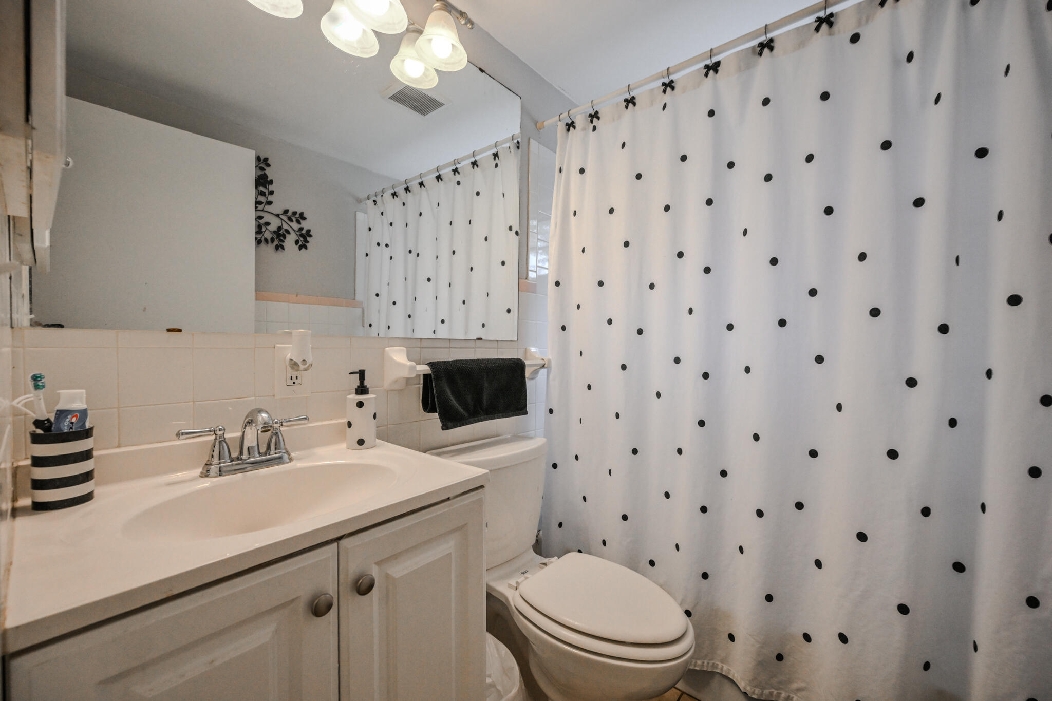 1768 Walnut Terrace Property Photo 25