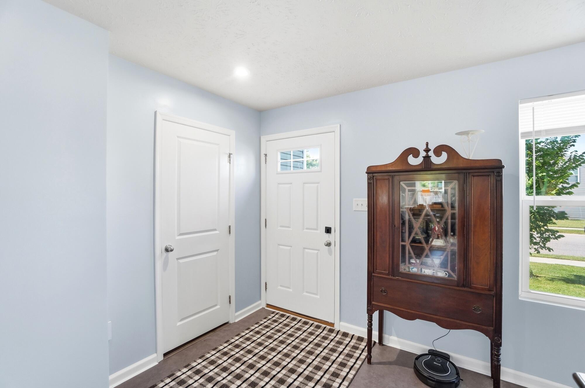 310 Golden Gate Avenue Property Photo 6